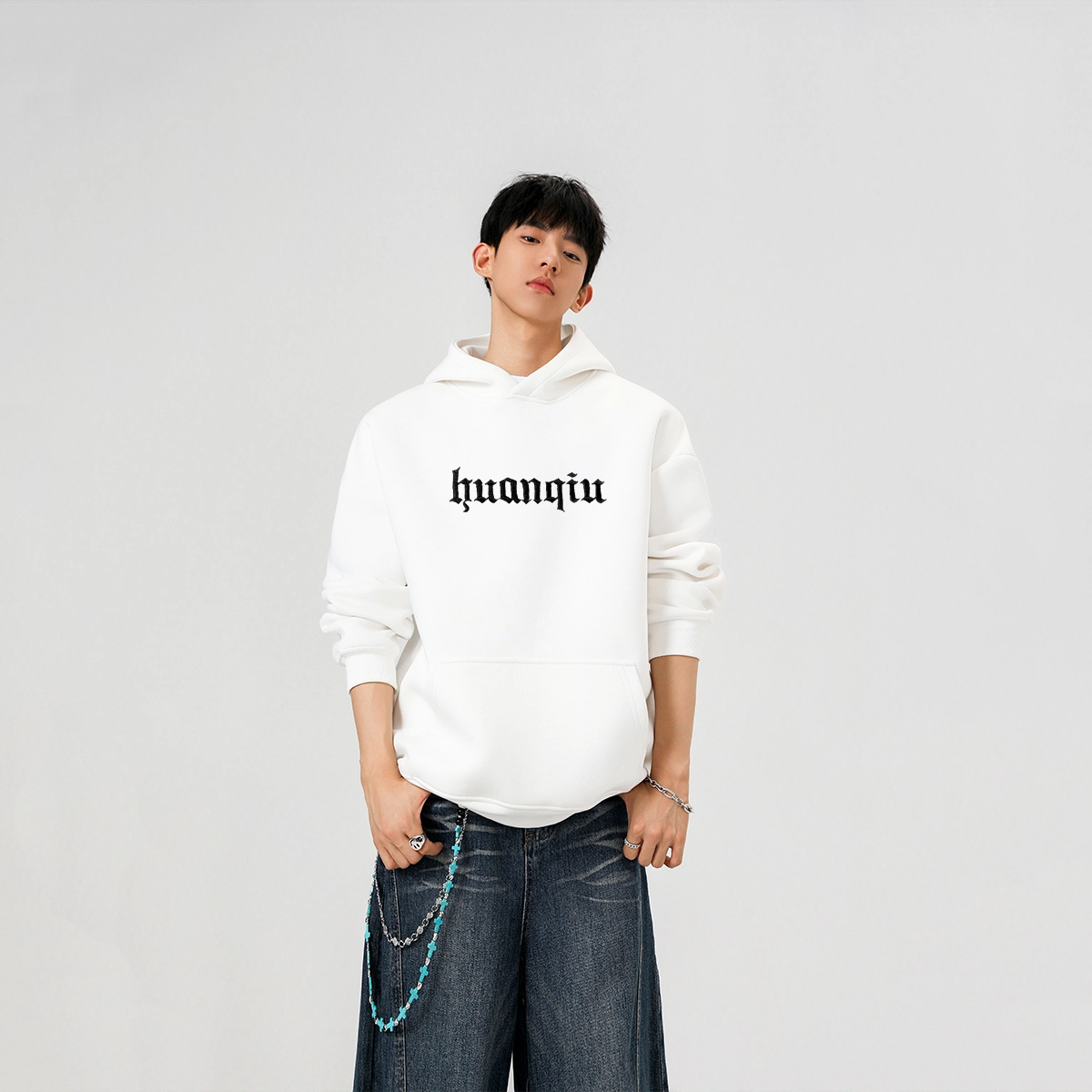 HUANQIU Logo