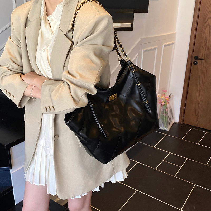 Z 1979 PU