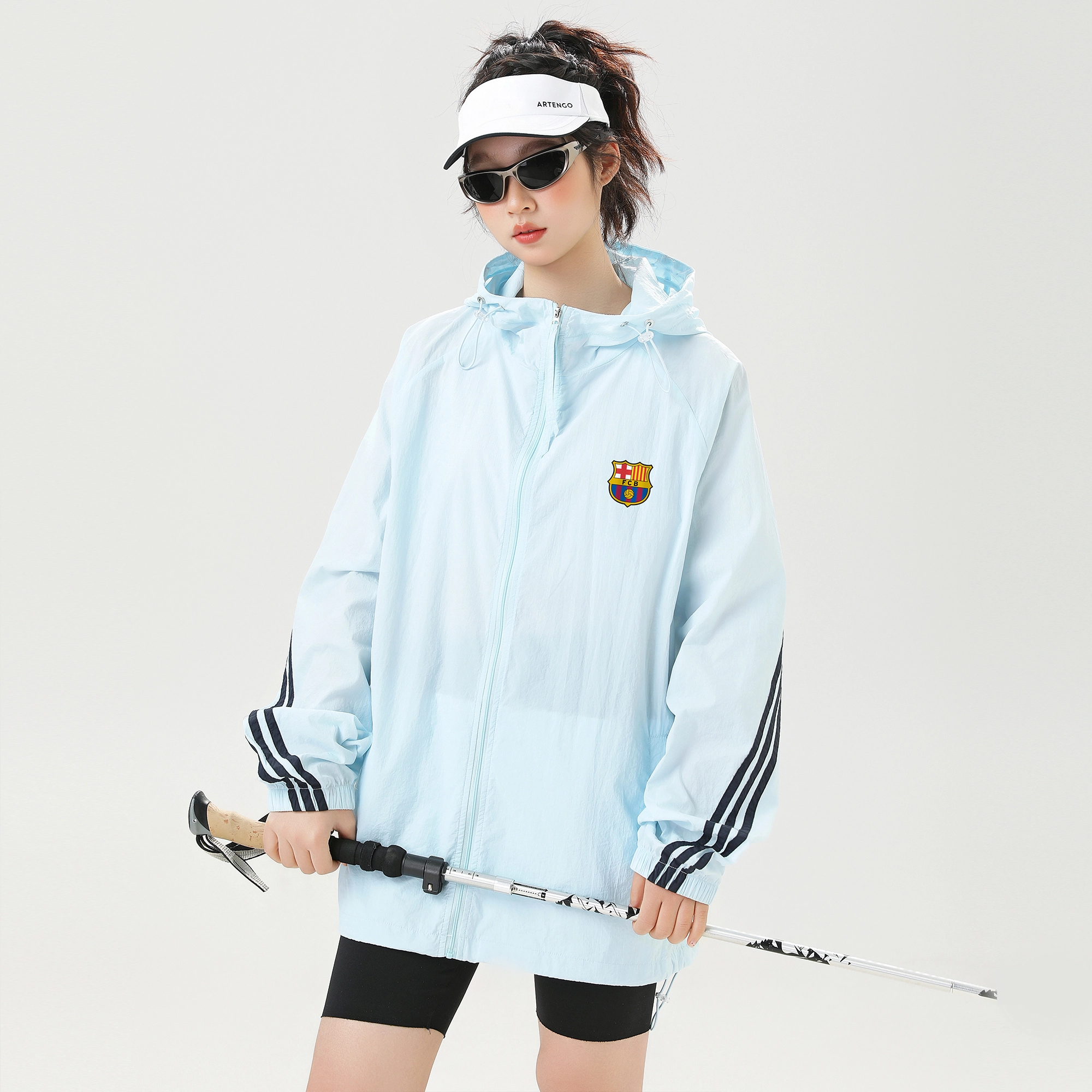 巴塞罗那足球俱乐部 条纹美式撞色连帽轻薄宽松舒适休闲户外运动 防紫外线透气速干凉感防晒服 男女同款