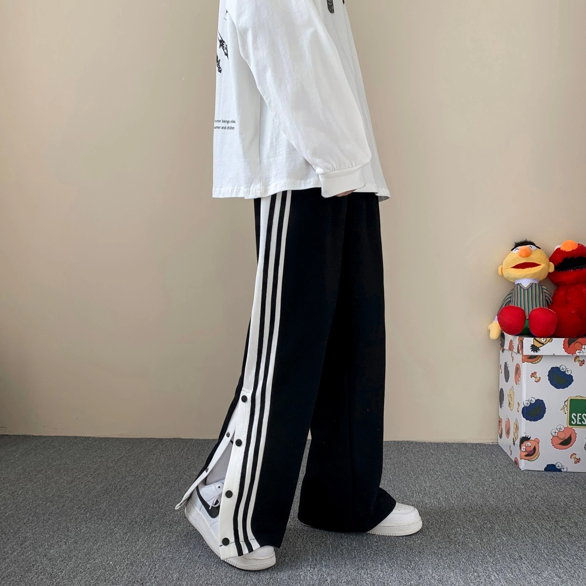寻星记 复古高街多场景适用功能性长裤针织与常规款式的实用裤装 男女同款