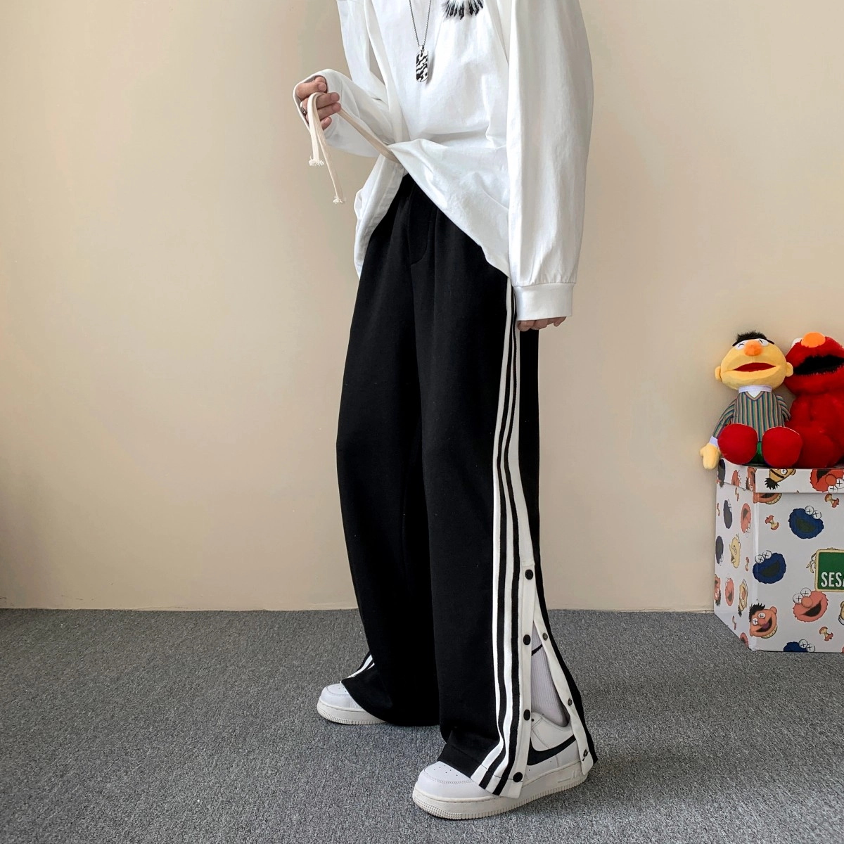 寻星记 复古高街多场景适用功能性长裤针织与常规款式的实用裤装 男女同款