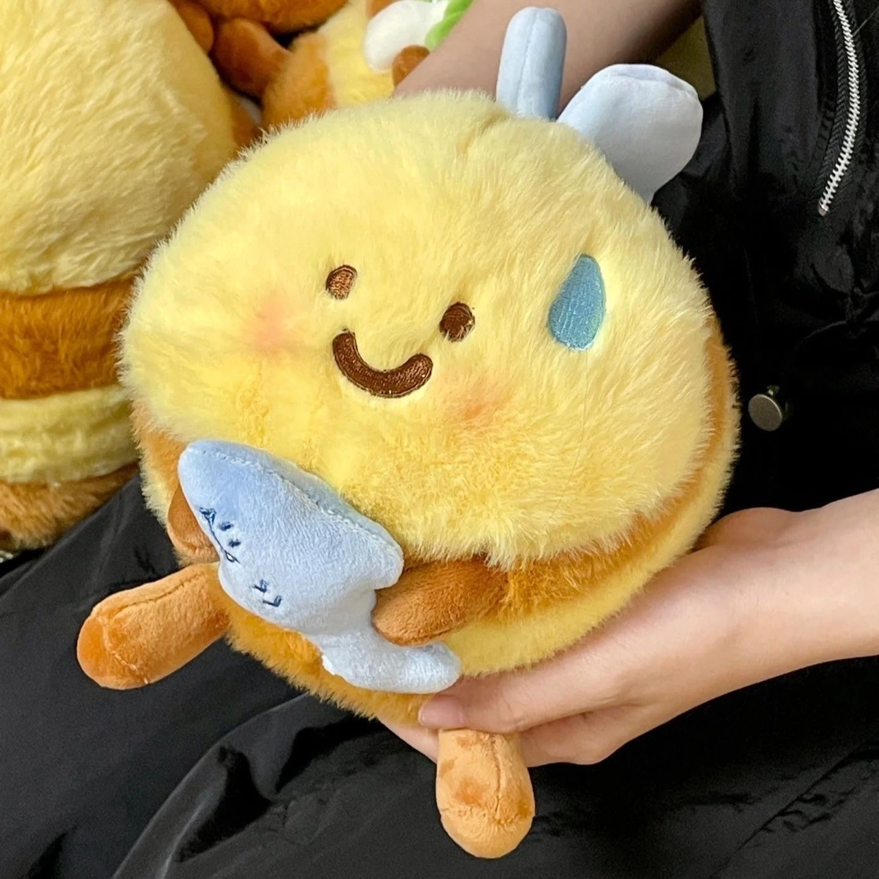 bee 20cm30cm