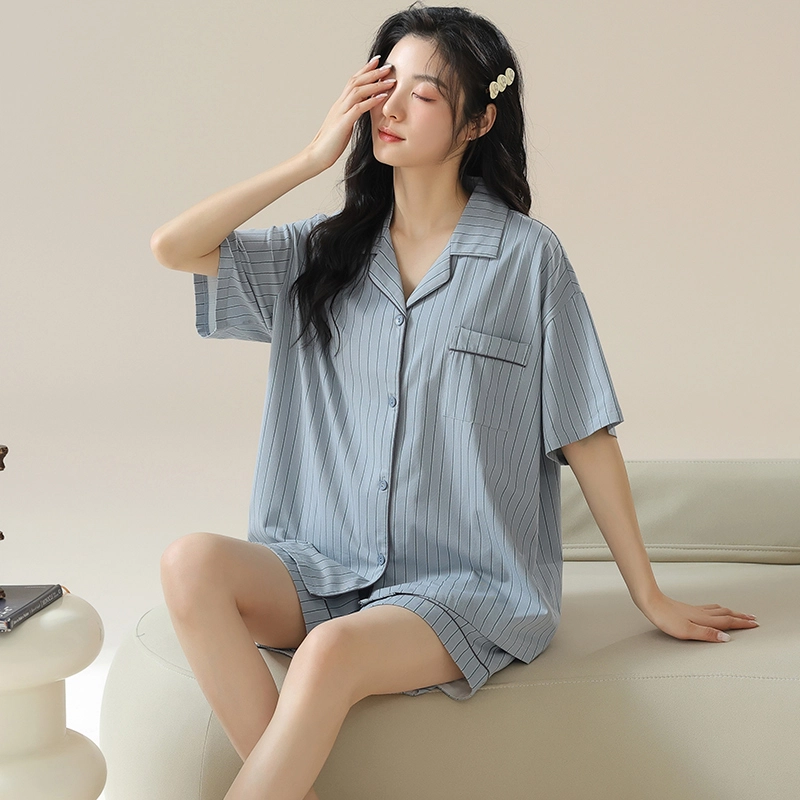 欧迪芬 轻薄透气韩版翻领单排扣短袖短裤睡衣套装 女款 浅灰色