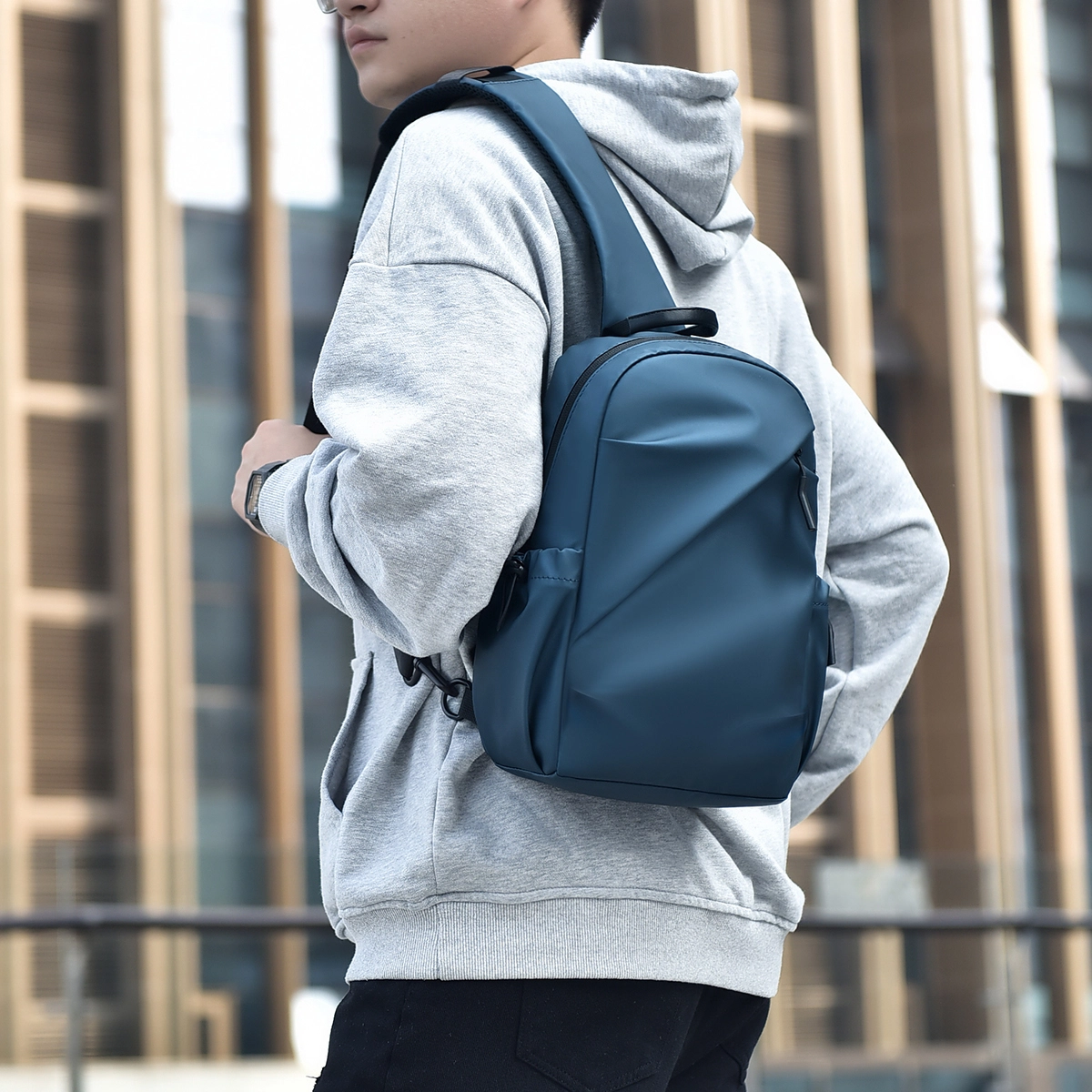 尊梵 多用多功能旅行休闲健身 防泼水面料 男款 胸包 黑色/灰色/蓝色