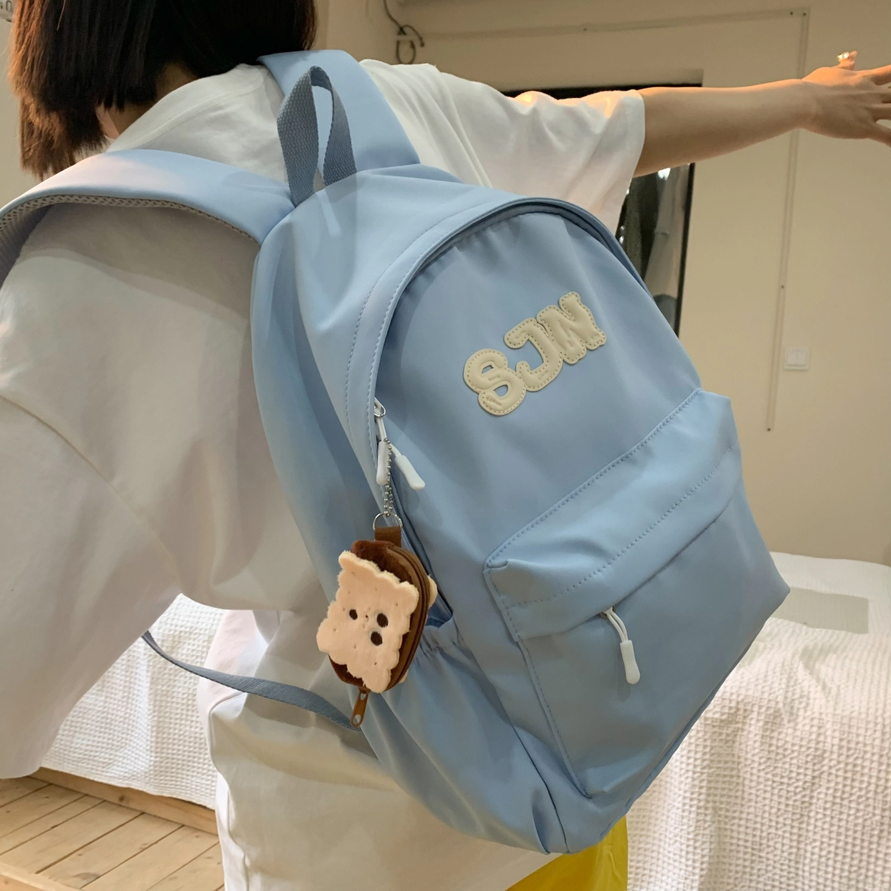 尊梵 多功能电脑时尚超学生多口袋拉链开合 双肩包 尼龙 女款 多色