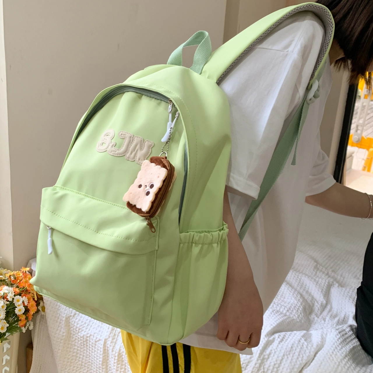 尊梵 多功能电脑时尚超学生多口袋拉链开合 双肩包 尼龙 女款 多色