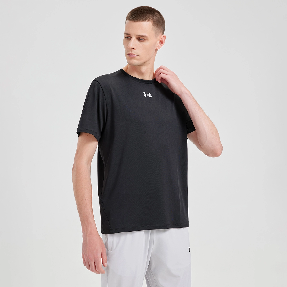 Under Armour T
