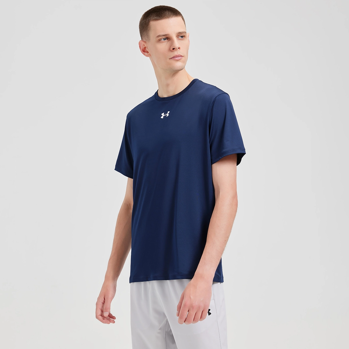 Under Armour T