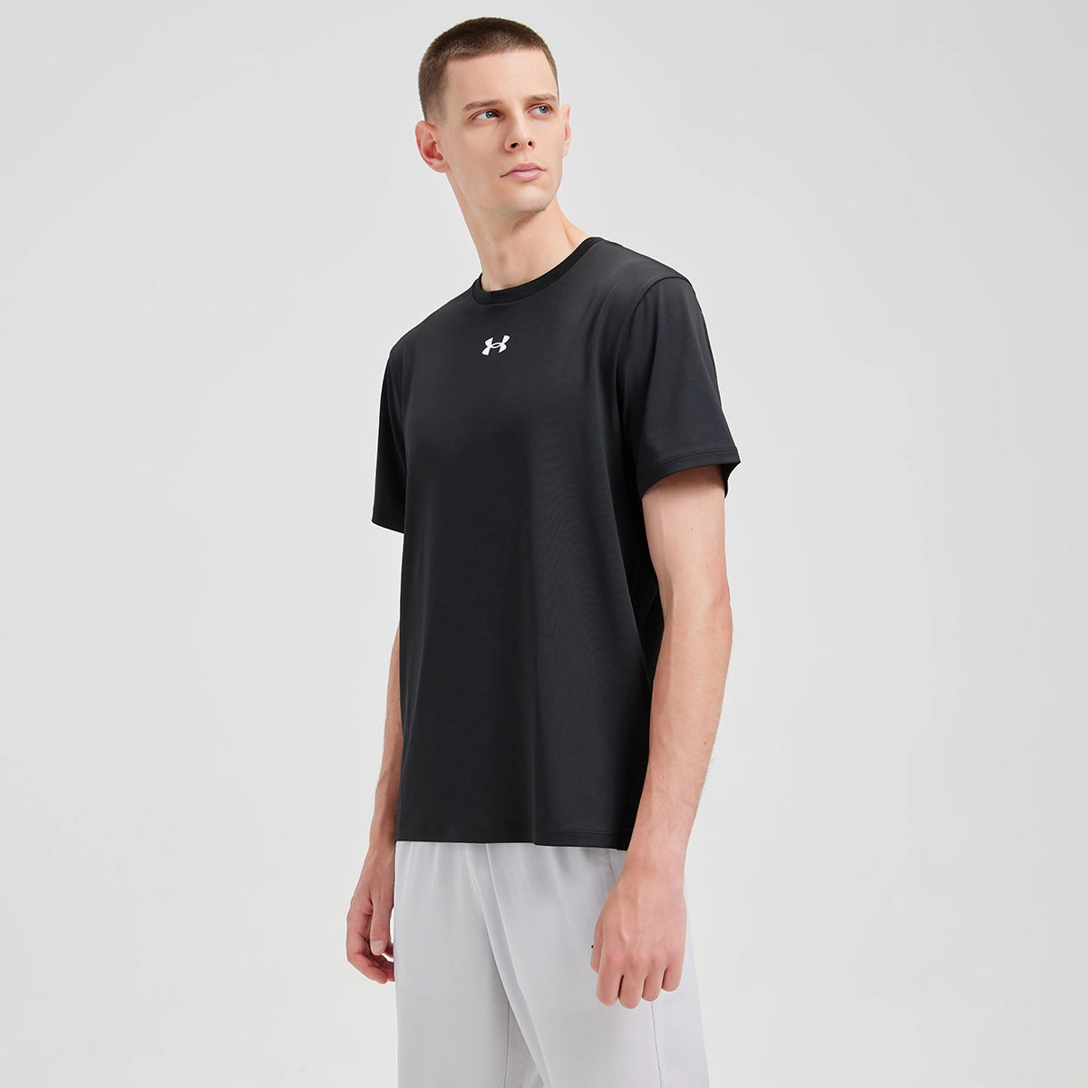 Under Armour T