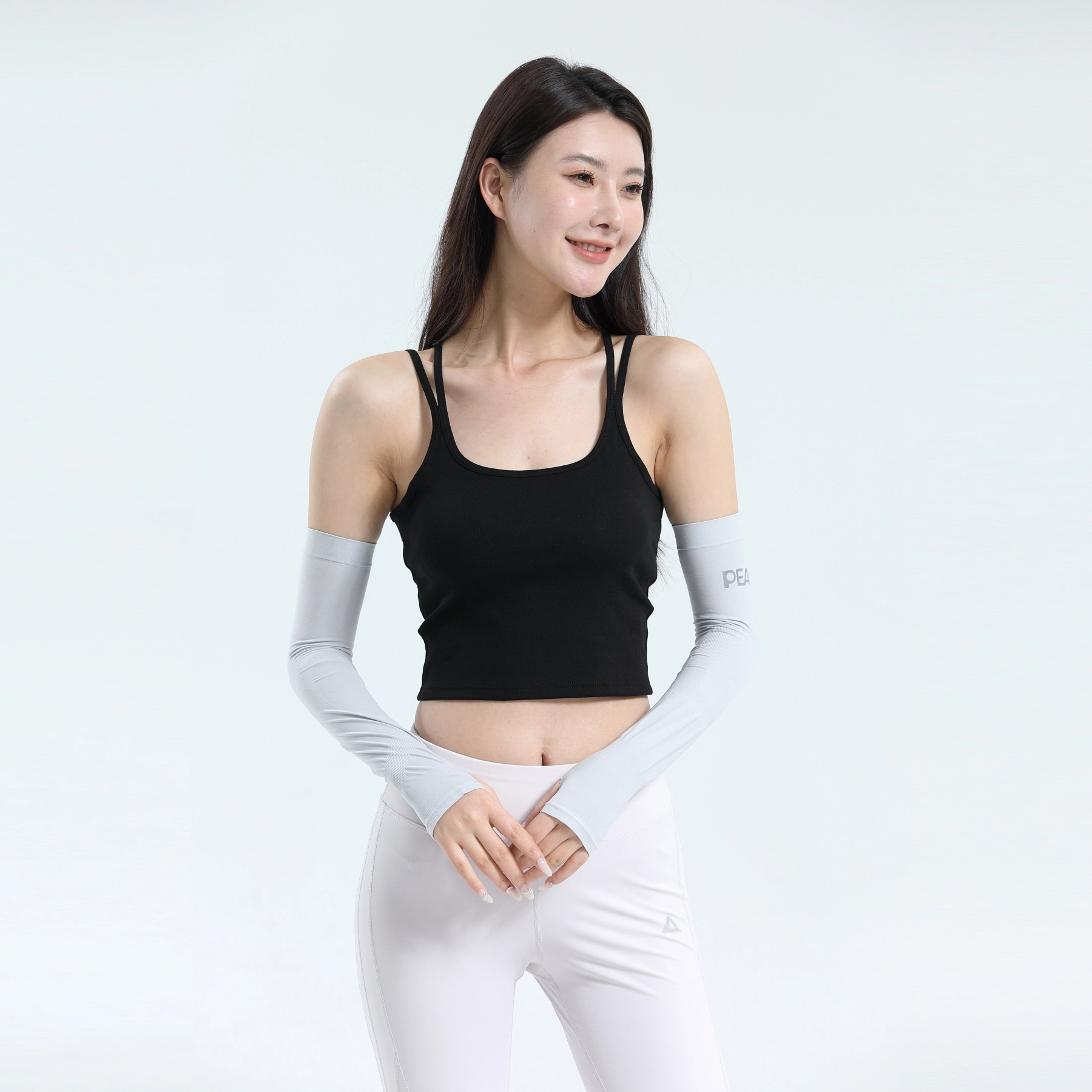 匹克 夏季高效隔热持久降温塑性显瘦高弹速干篮球骑行机车保护袖套户外运动防紫外线冰袖 锦纶氨纶 防晒袖 通用 灰黑白三色