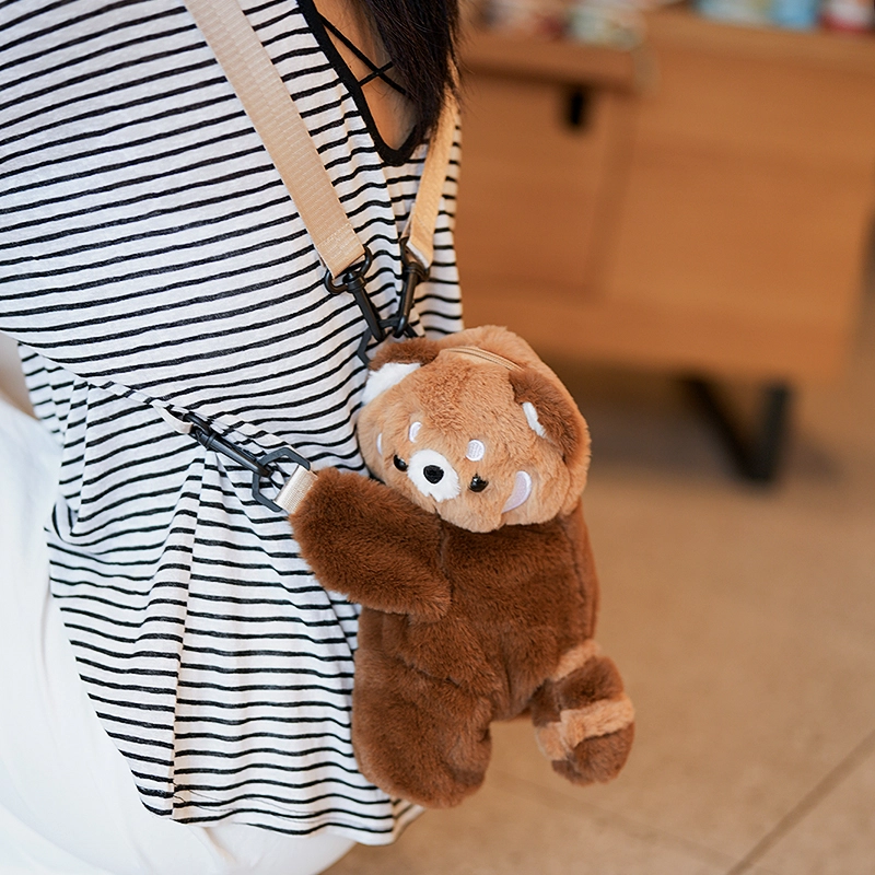 维尼奥 创意造型小熊猫软乎乎不掉毛不掉色 毛绒 双肩包 女款 棕咖色