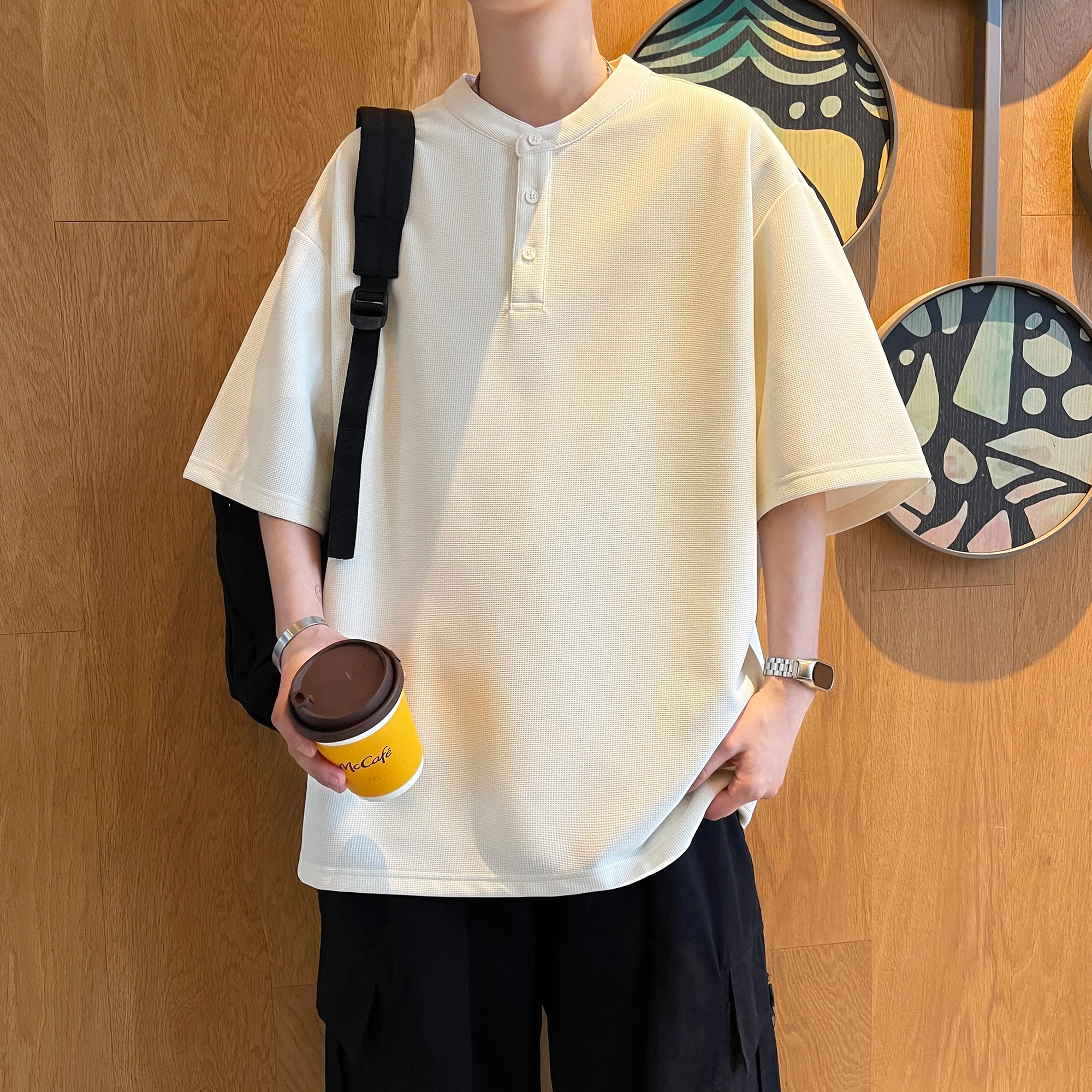URBAN AUTHENTIC T