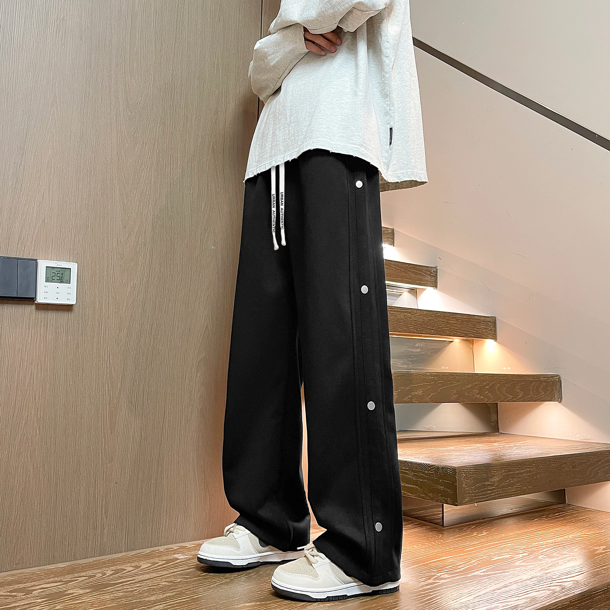 URBAN AUTHENTIC