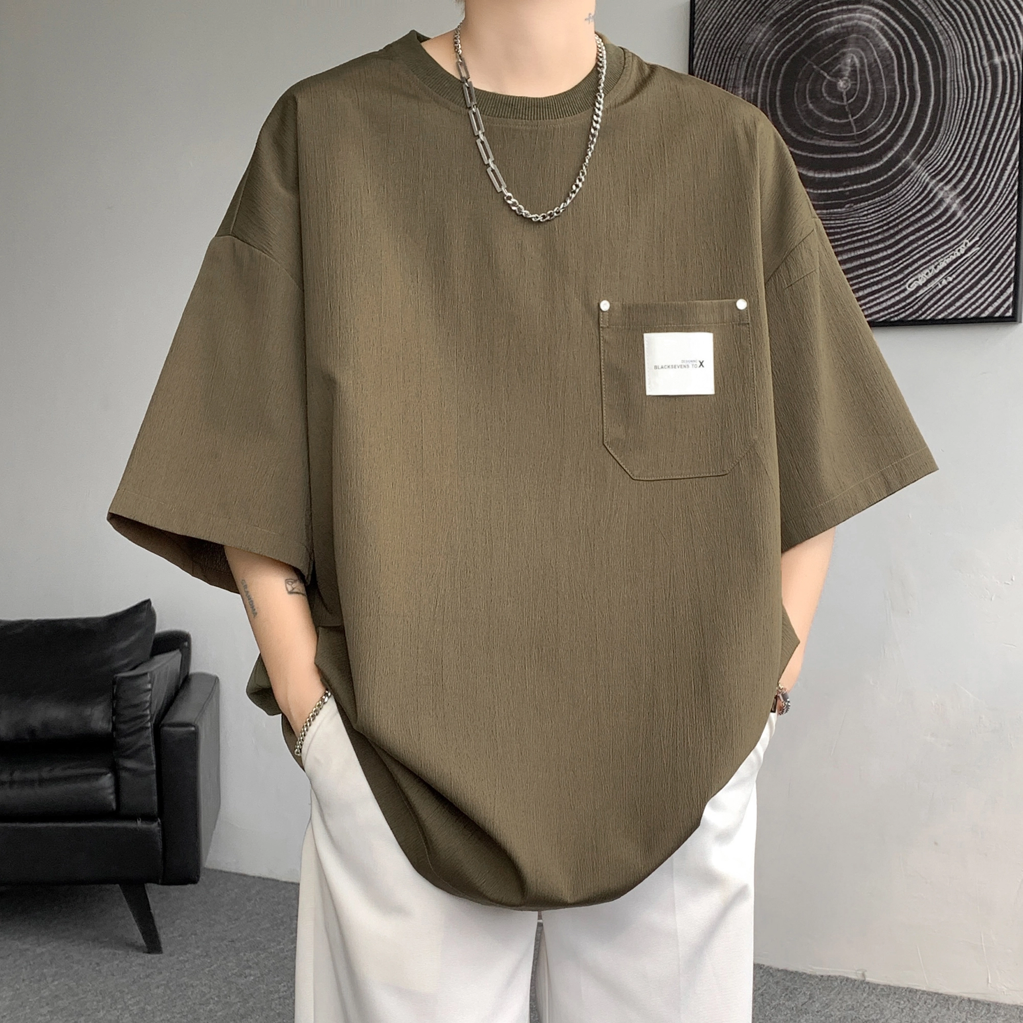 URBAN AUTHENTIC T