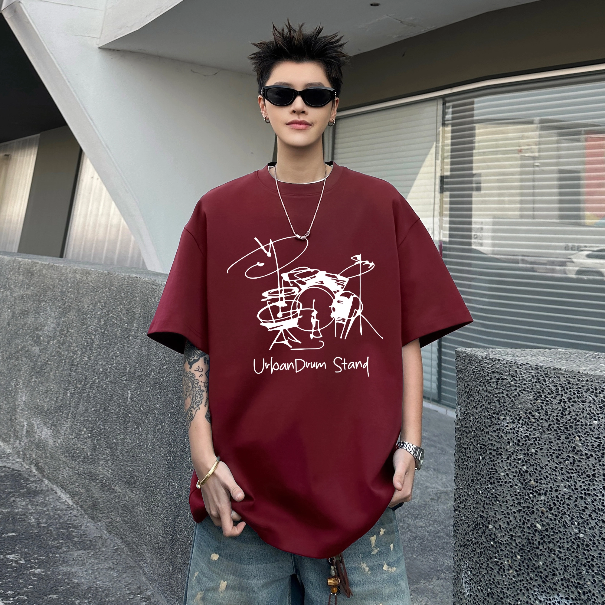 URBAN AUTHENTIC T