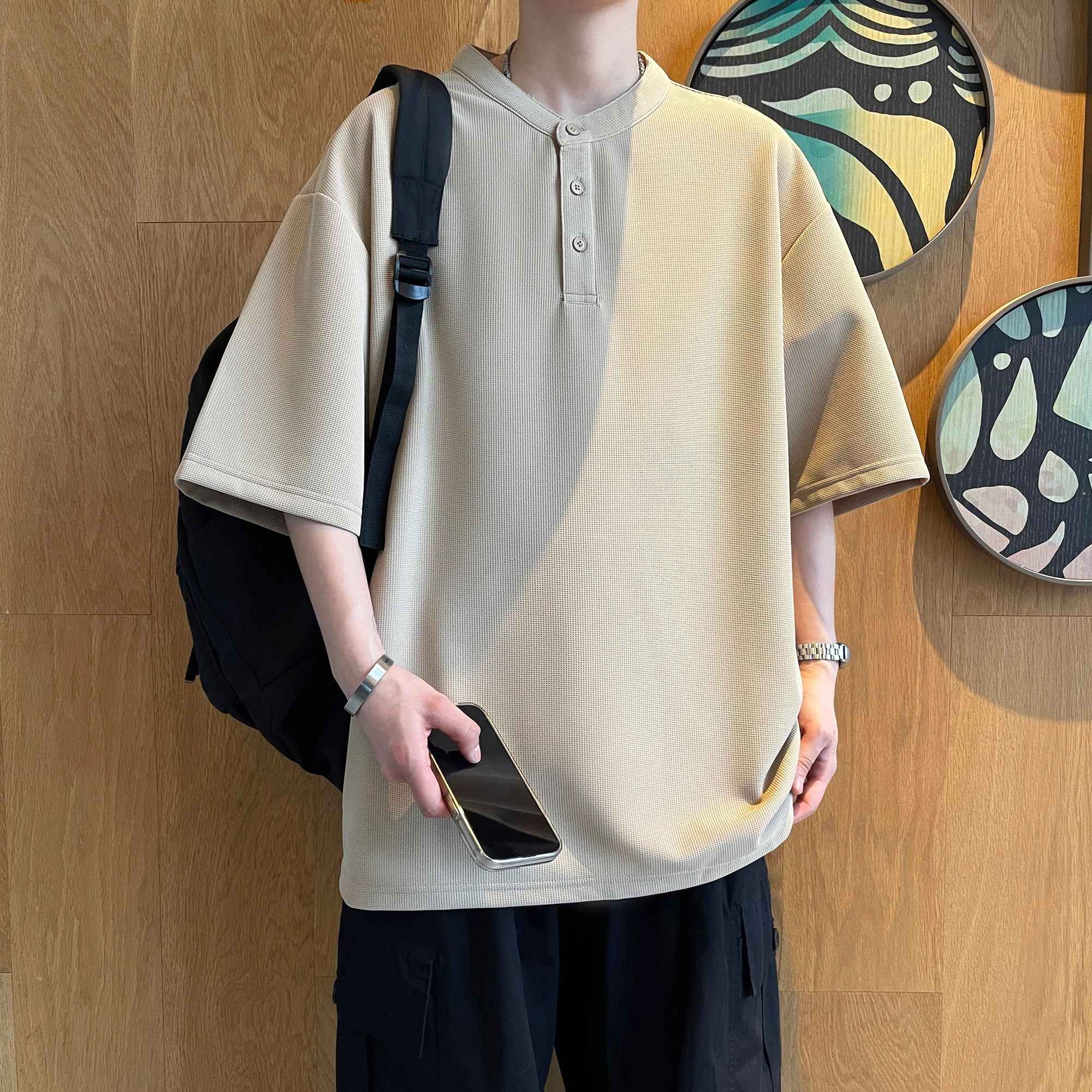 URBAN AUTHENTIC T
