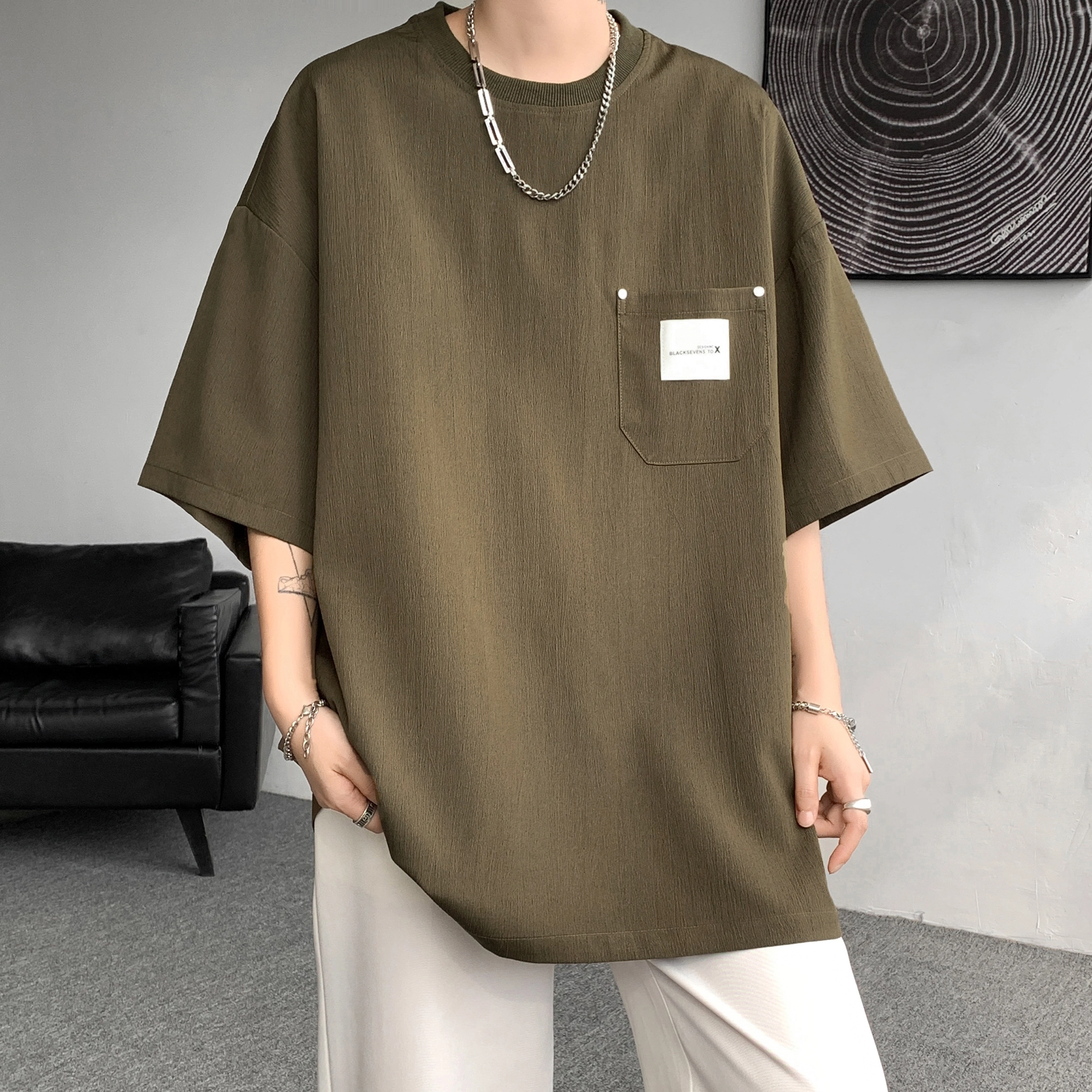 URBAN AUTHENTIC T