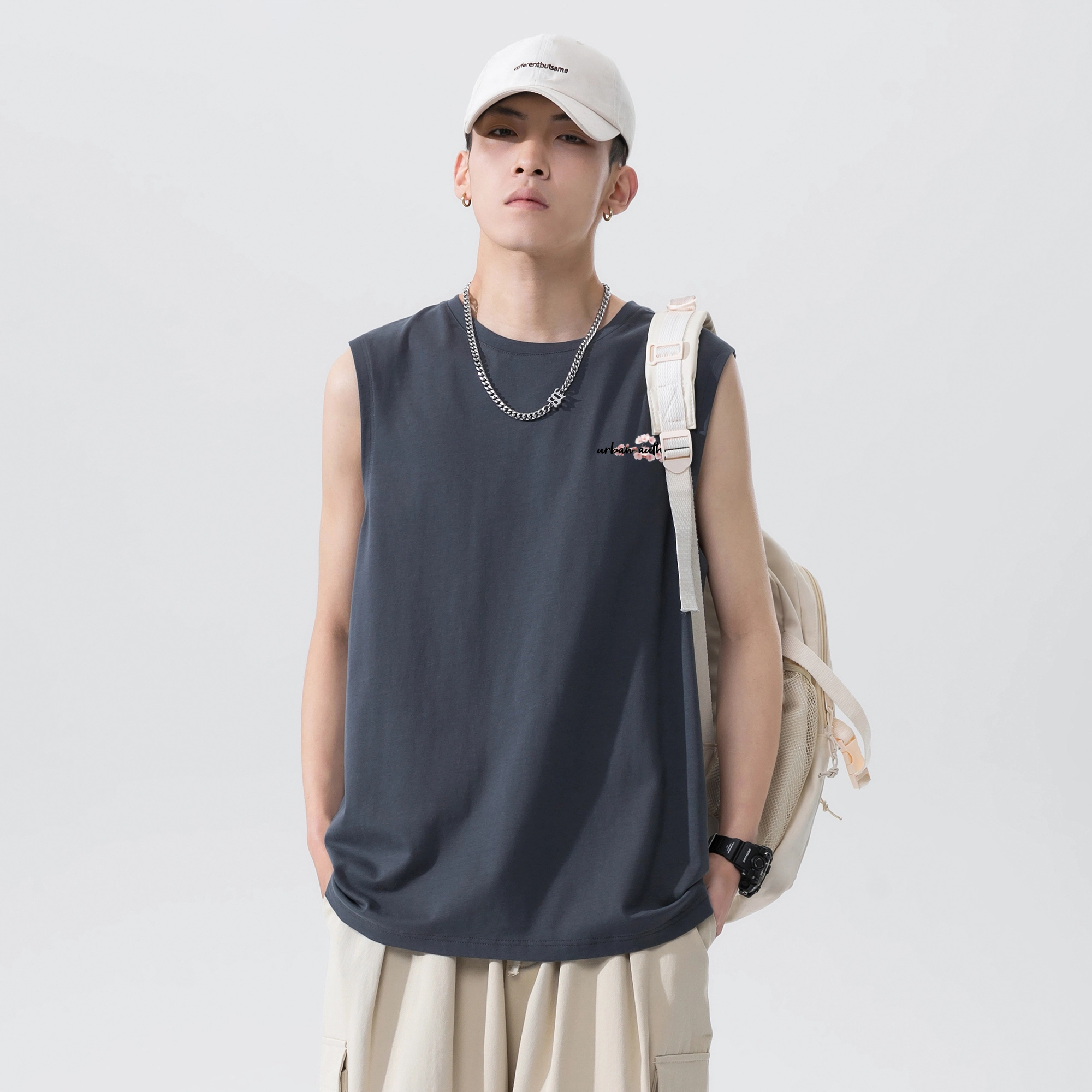 URBAN AUTHENTIC logoT
