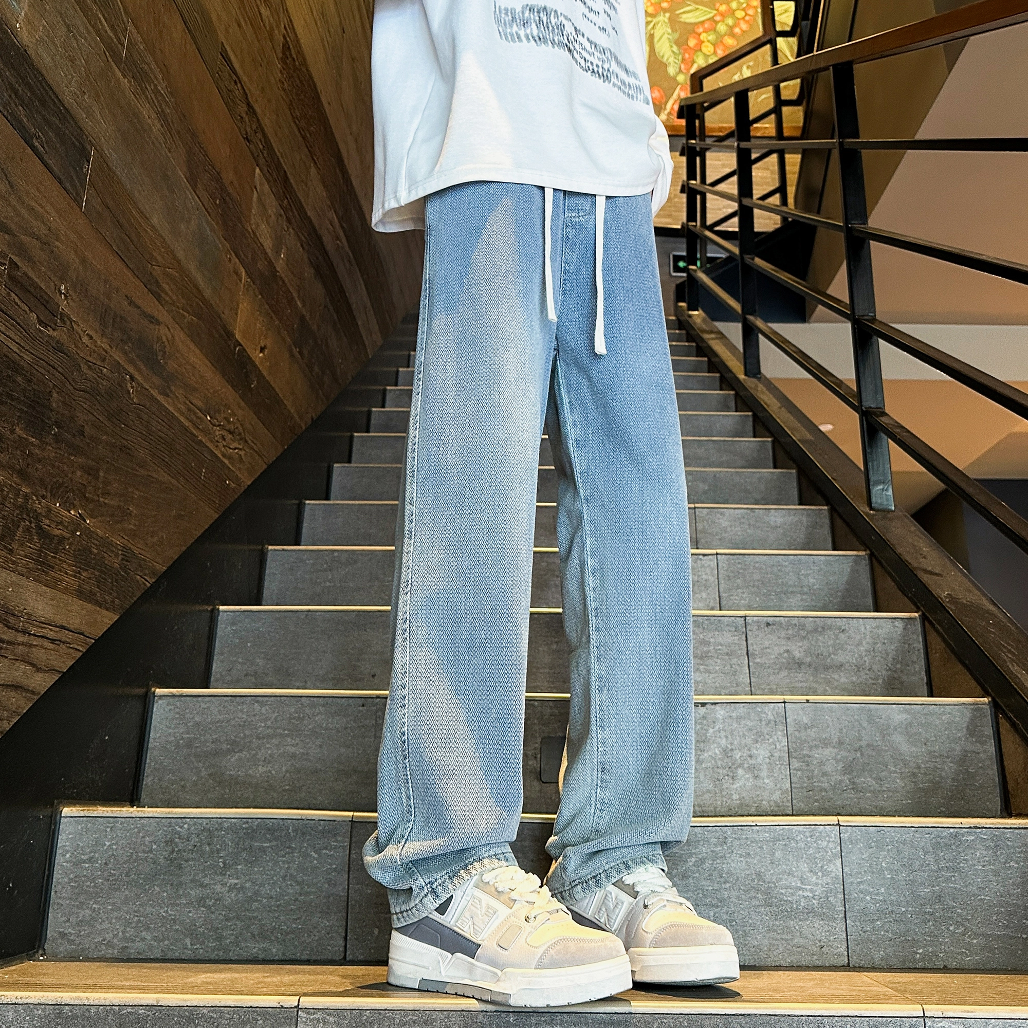 URBAN AUTHENTIC