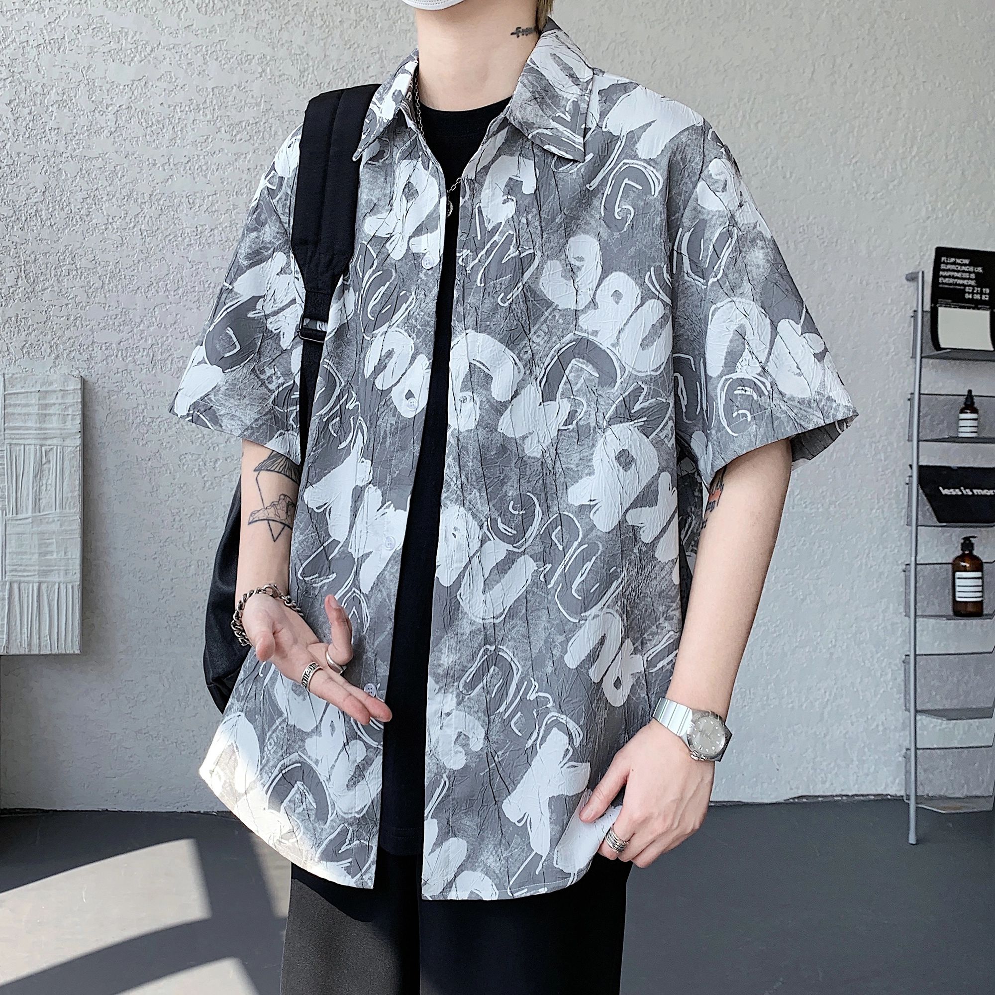 URBAN AUTHENTIC