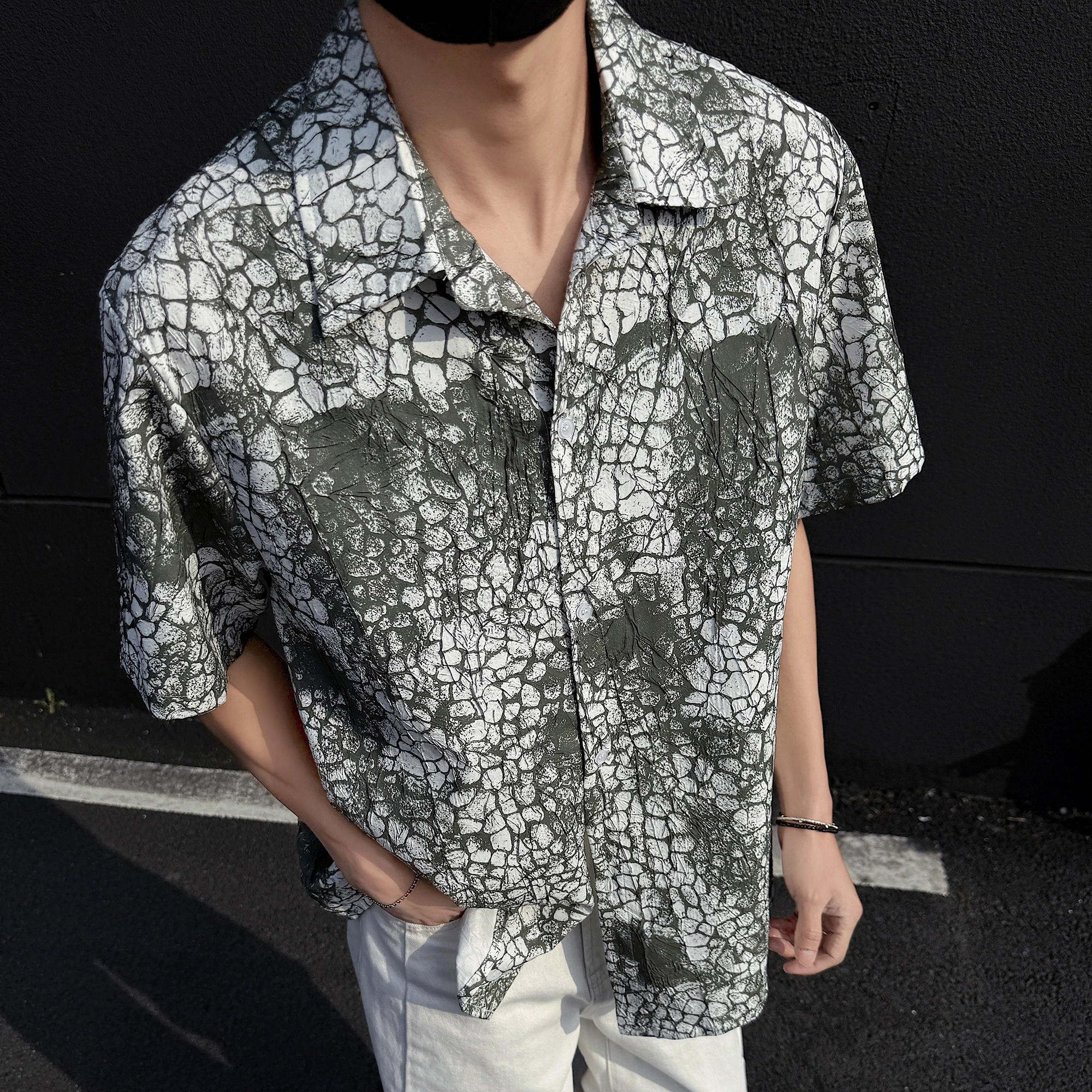 URBAN AUTHENTIC