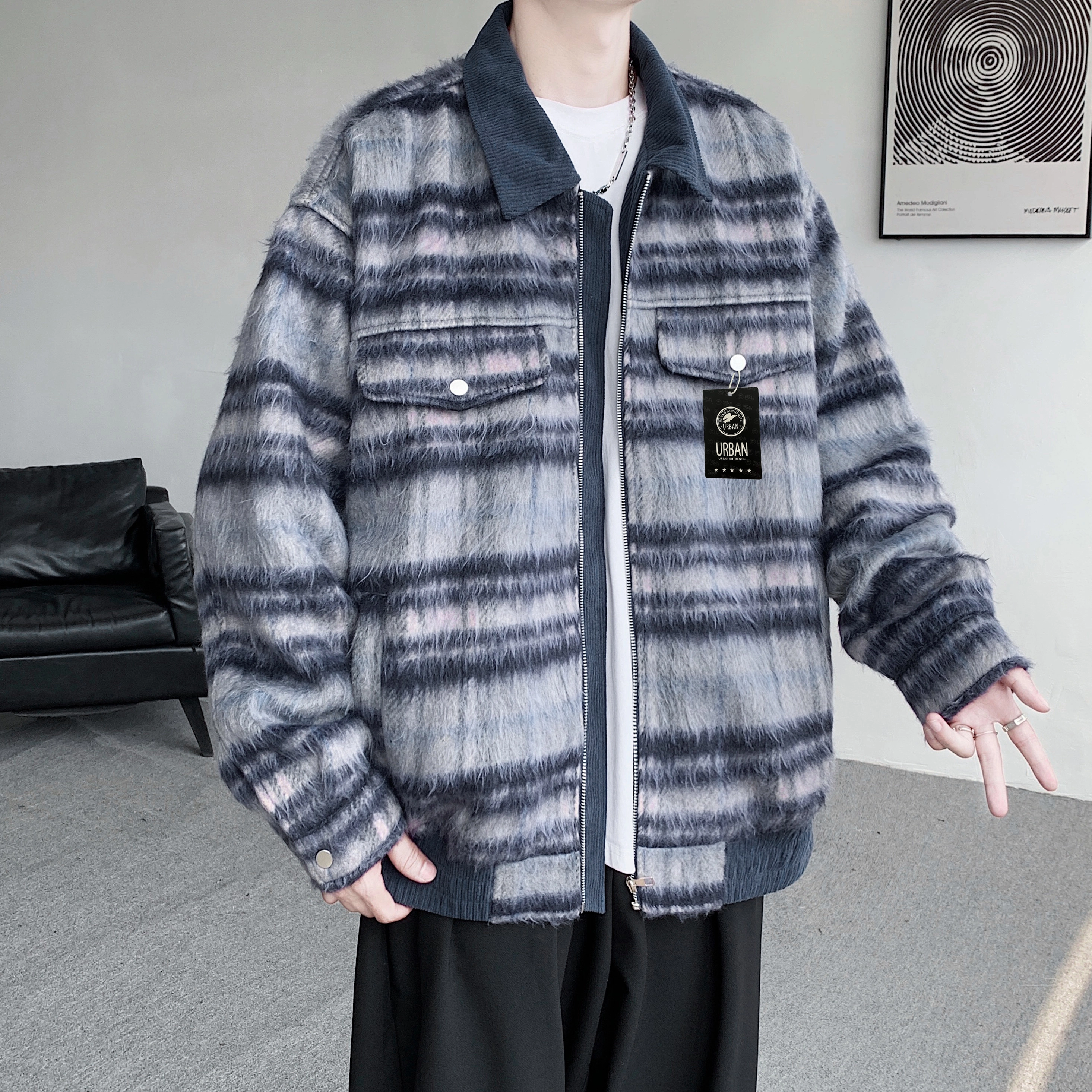 URBAN AUTHENTIC