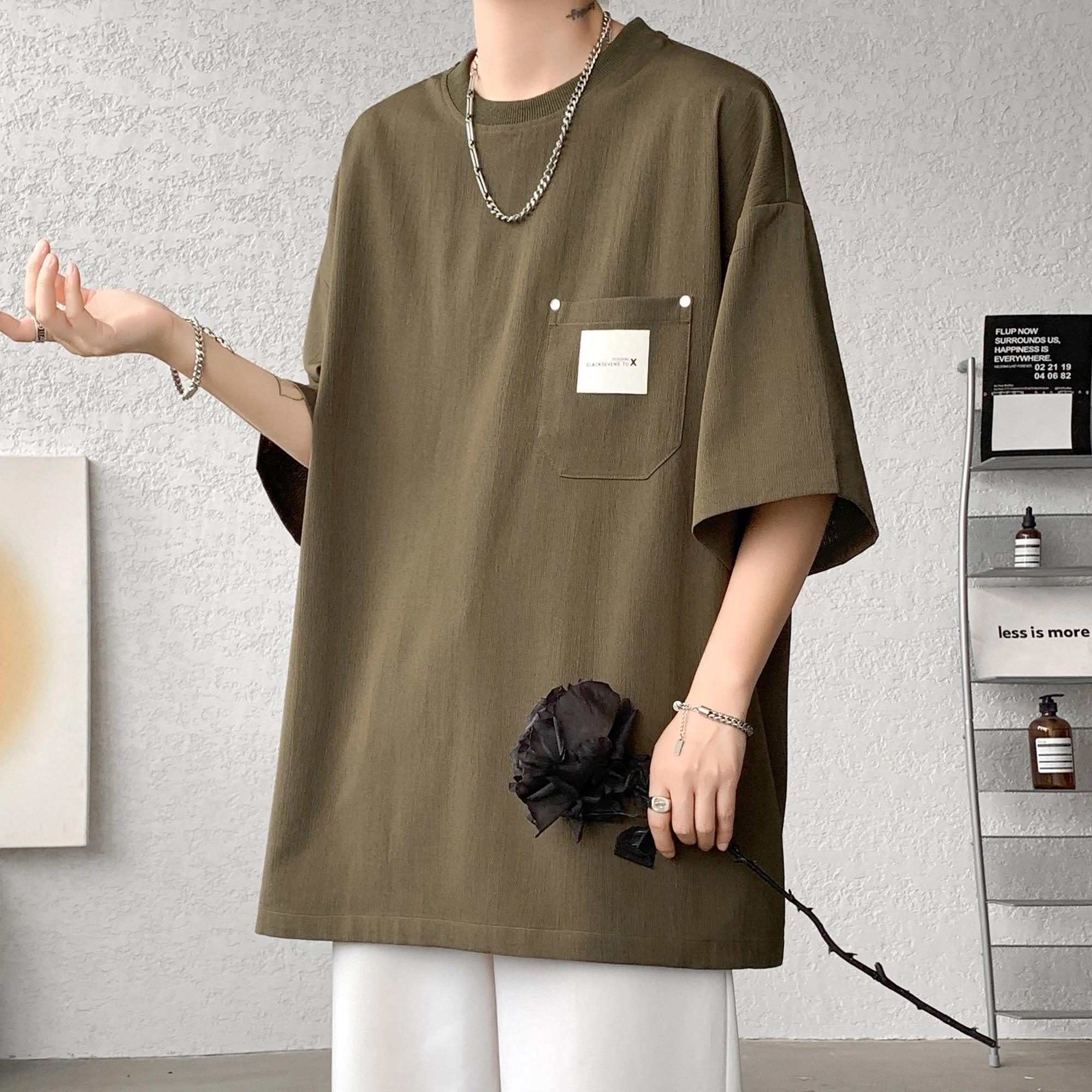 URBAN AUTHENTIC T