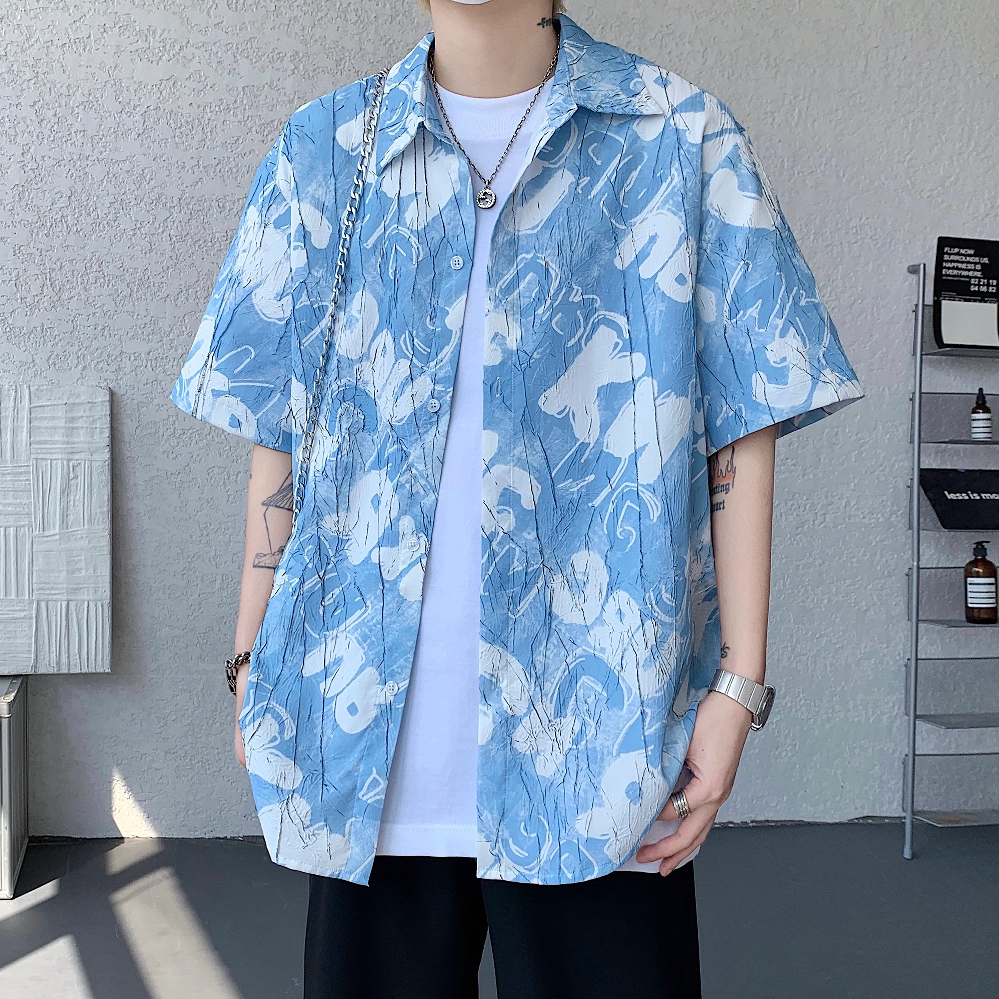 URBAN AUTHENTIC