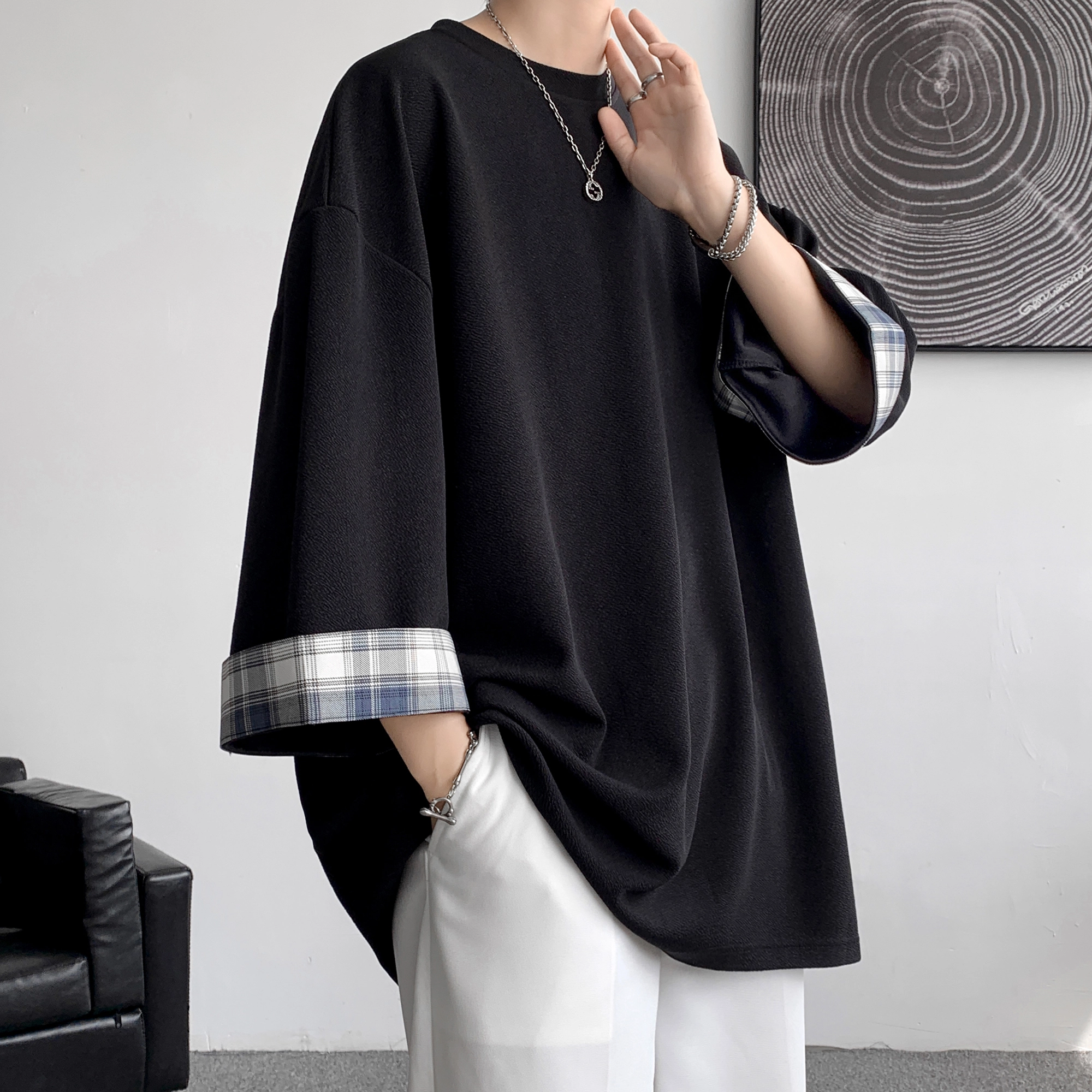 URBAN AUTHENTIC T