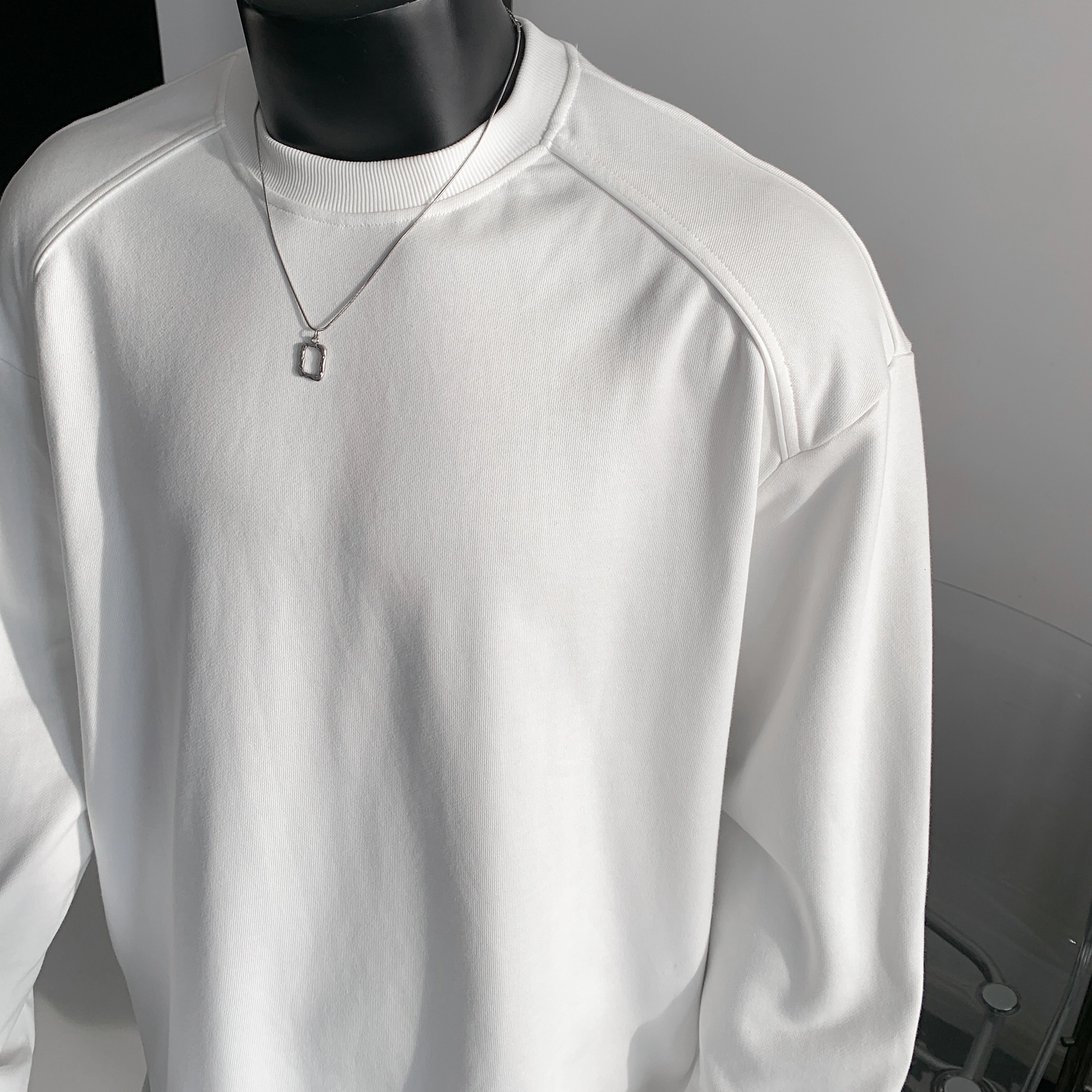 URBAN AUTHENTIC T
