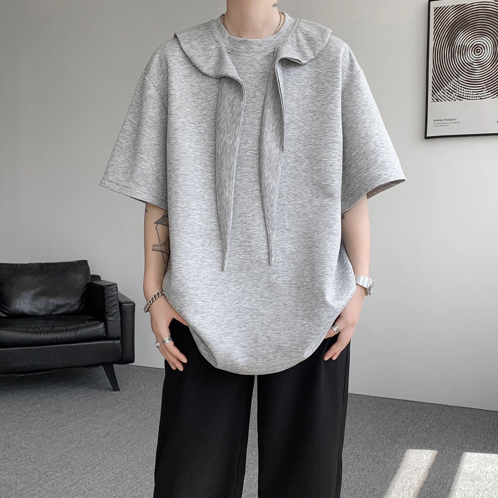 URBAN AUTHENTIC T