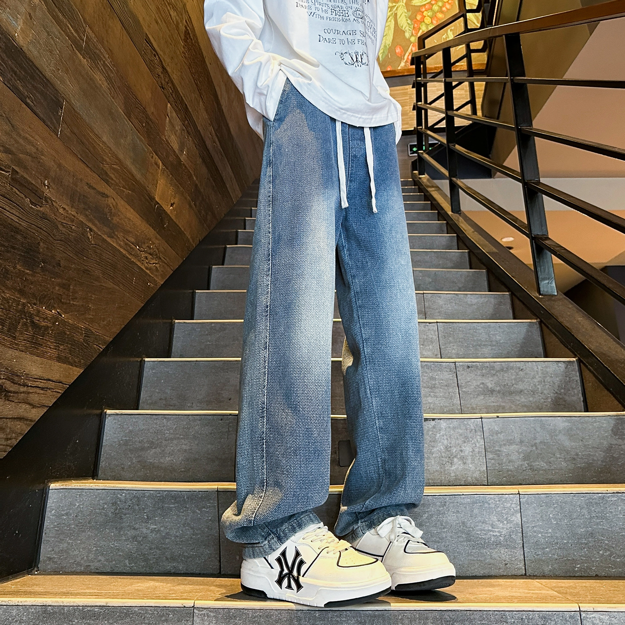 URBAN AUTHENTIC