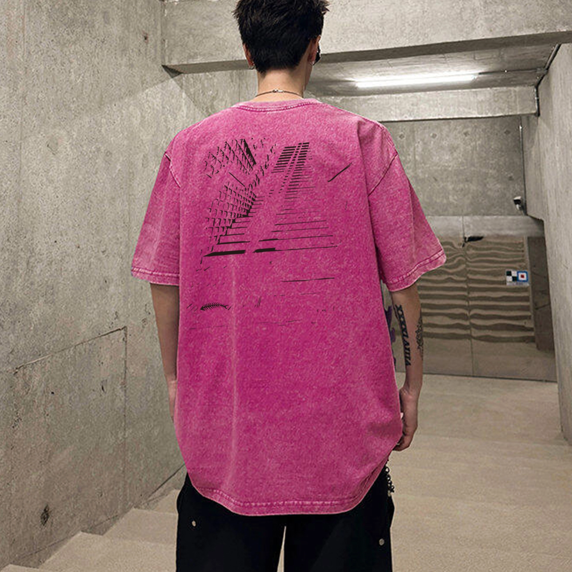 URBAN AUTHENTIC T