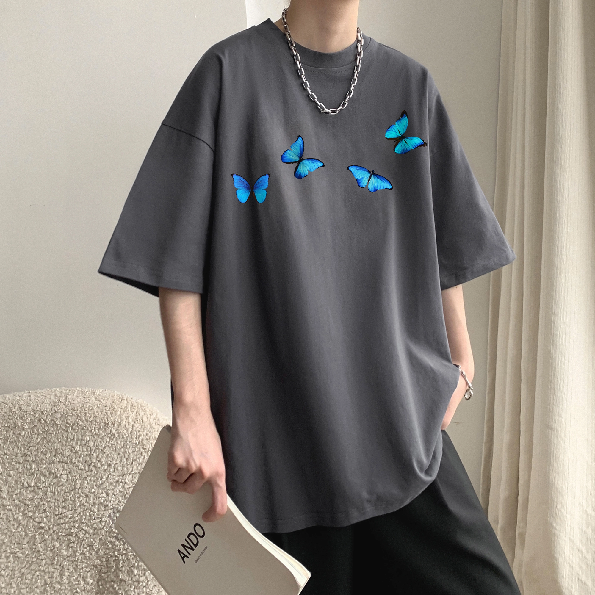 URBAN AUTHENTIC T