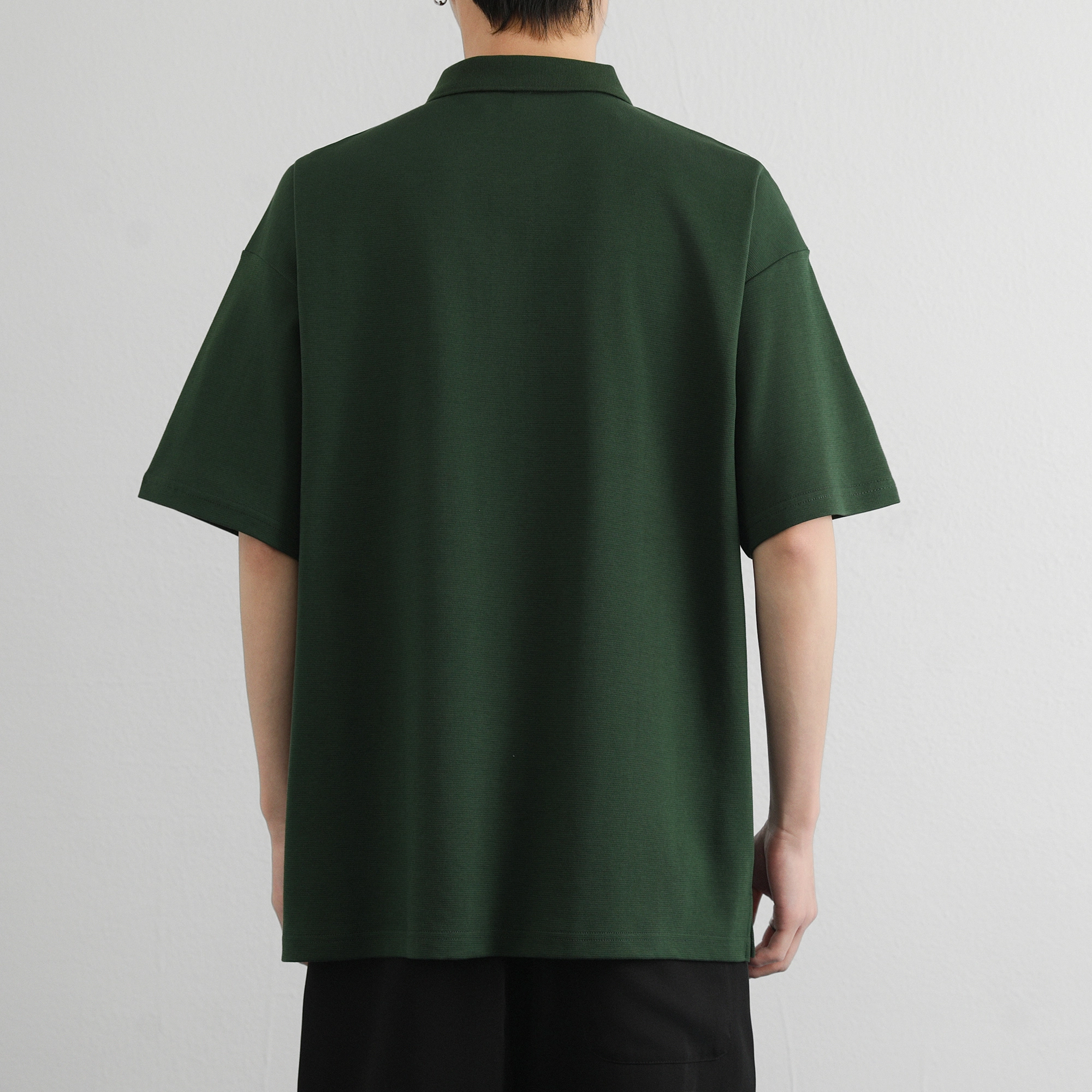 URBAN AUTHENTIC T