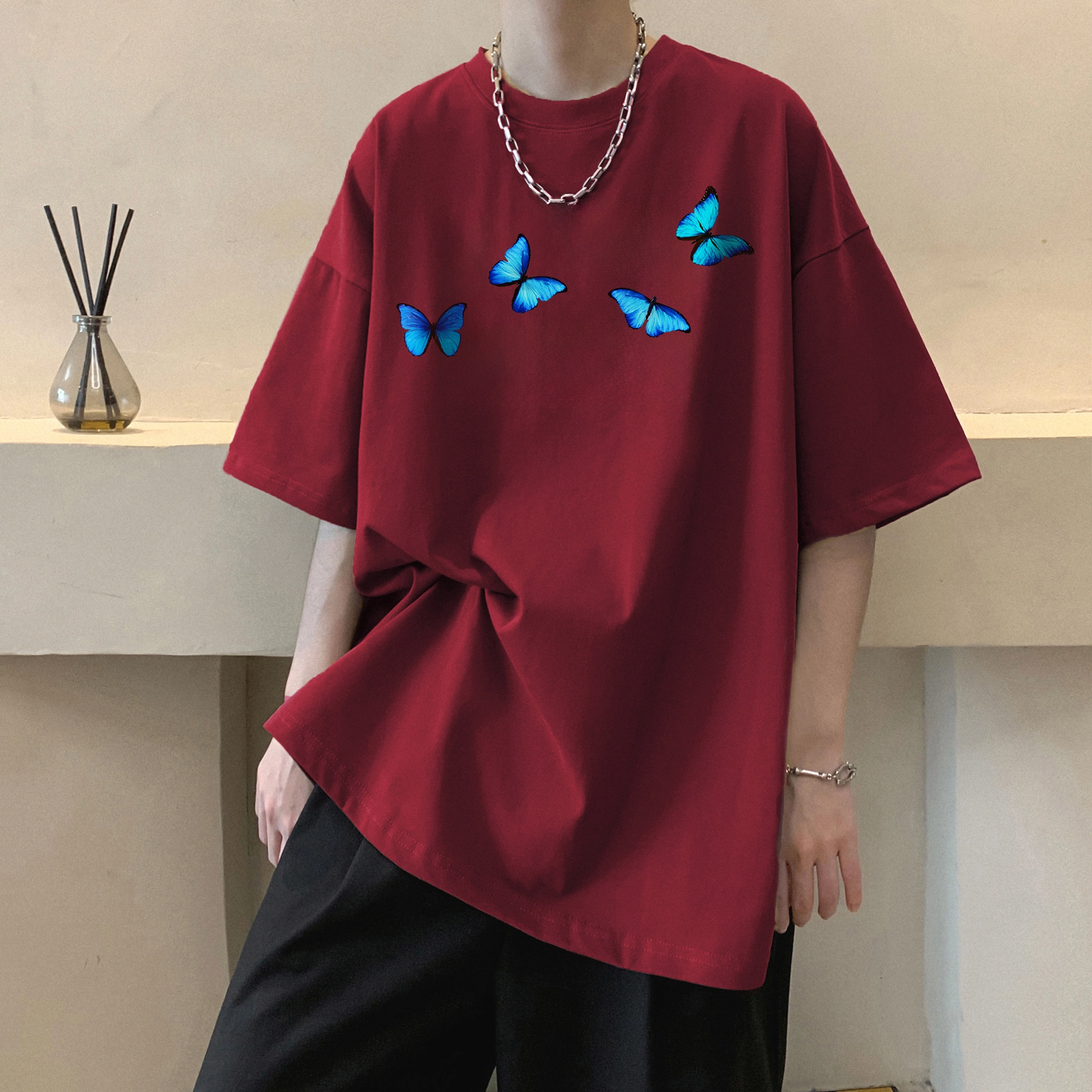 URBAN AUTHENTIC T