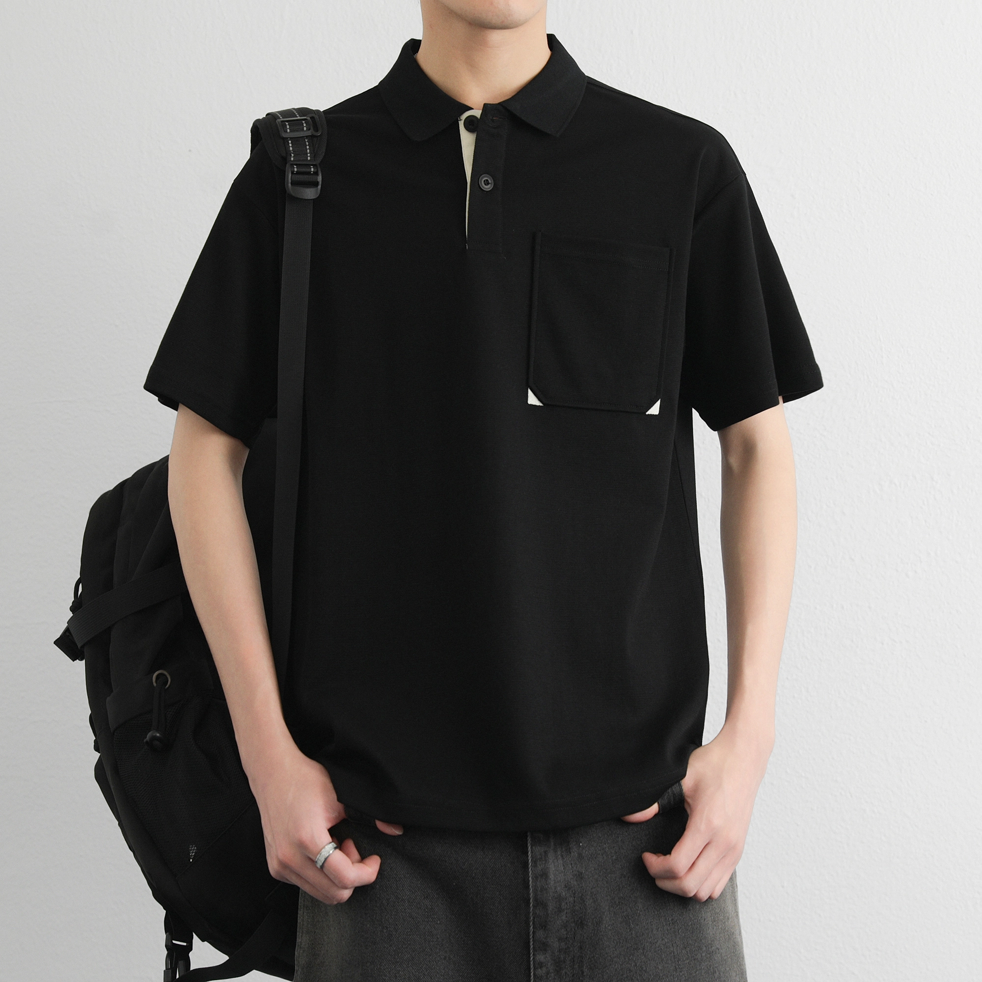 URBAN AUTHENTIC T