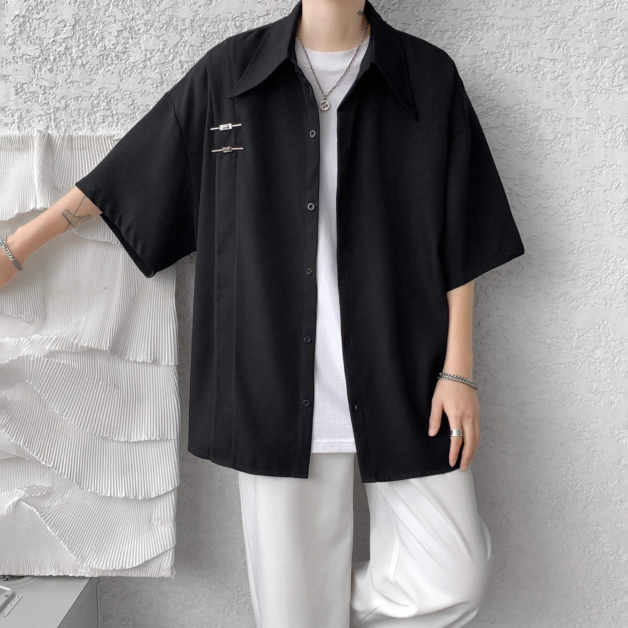 URBAN AUTHENTIC