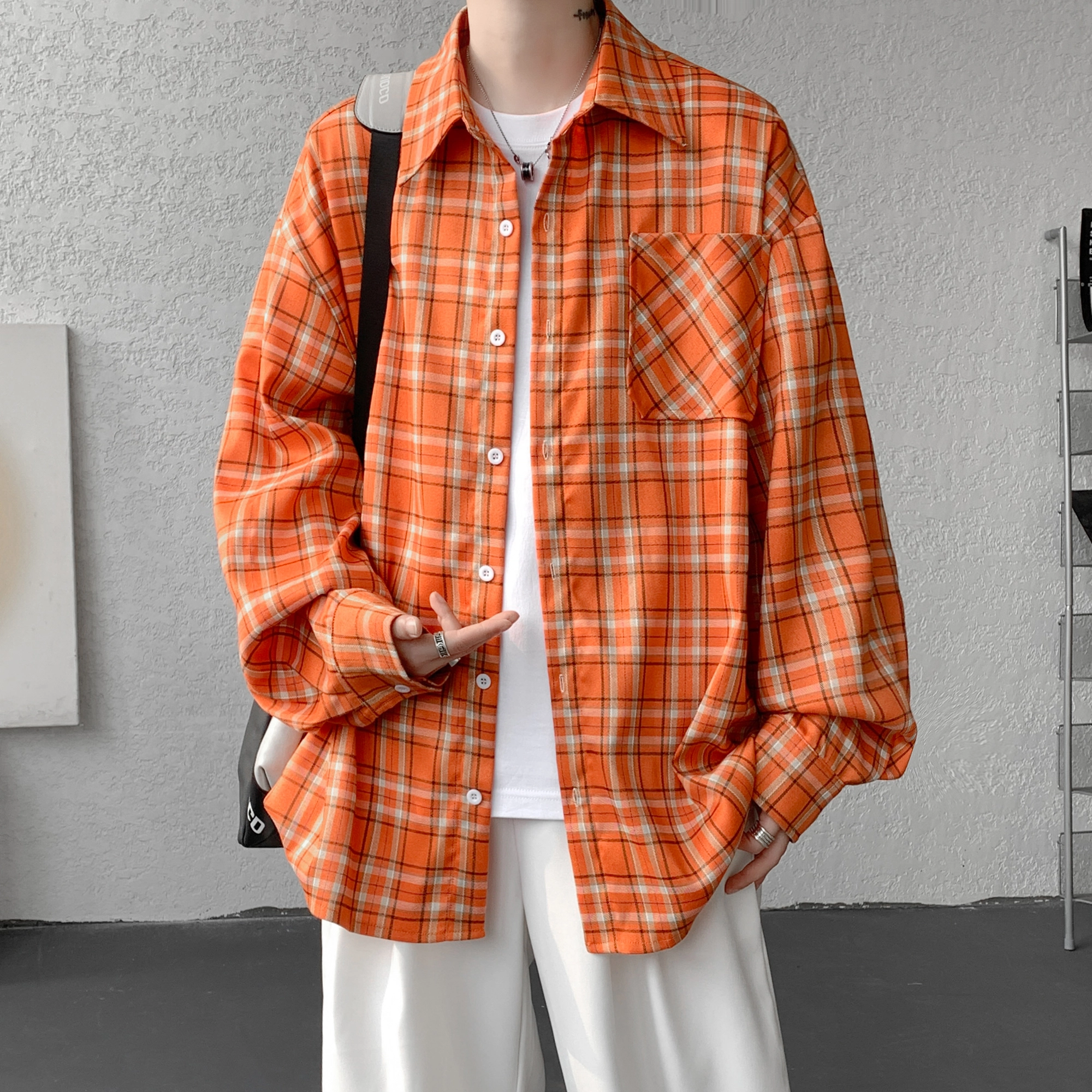 URBAN AUTHENTIC