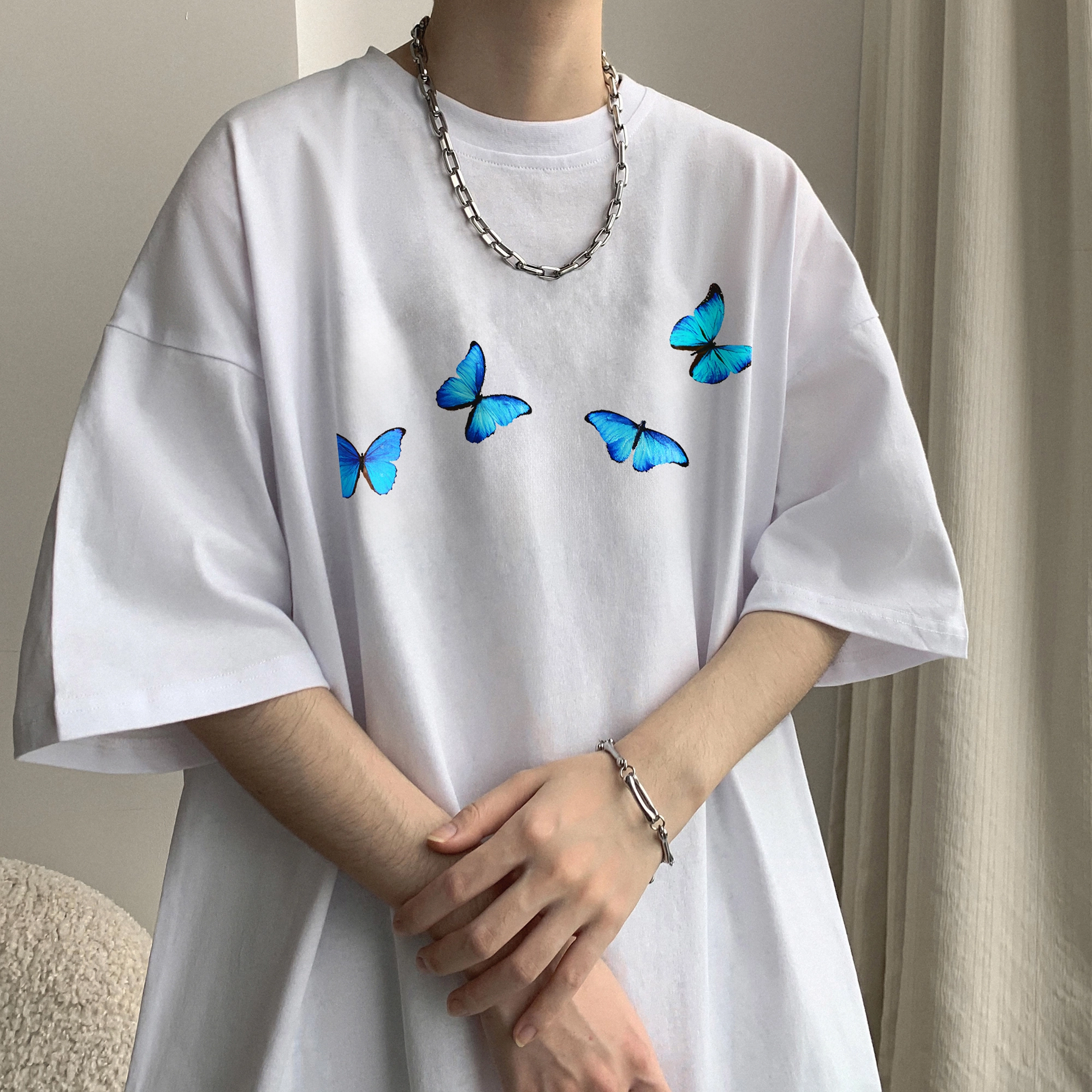 URBAN AUTHENTIC T