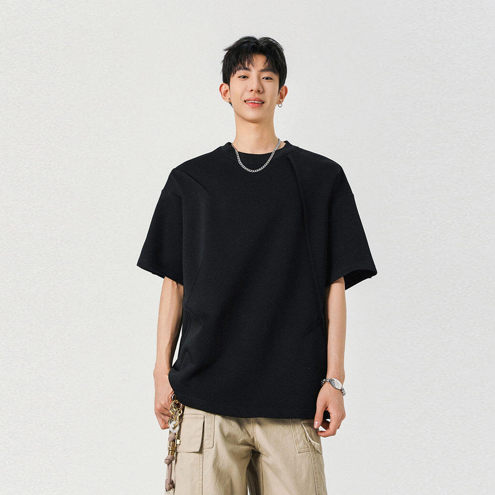 URBAN AUTHENTIC T