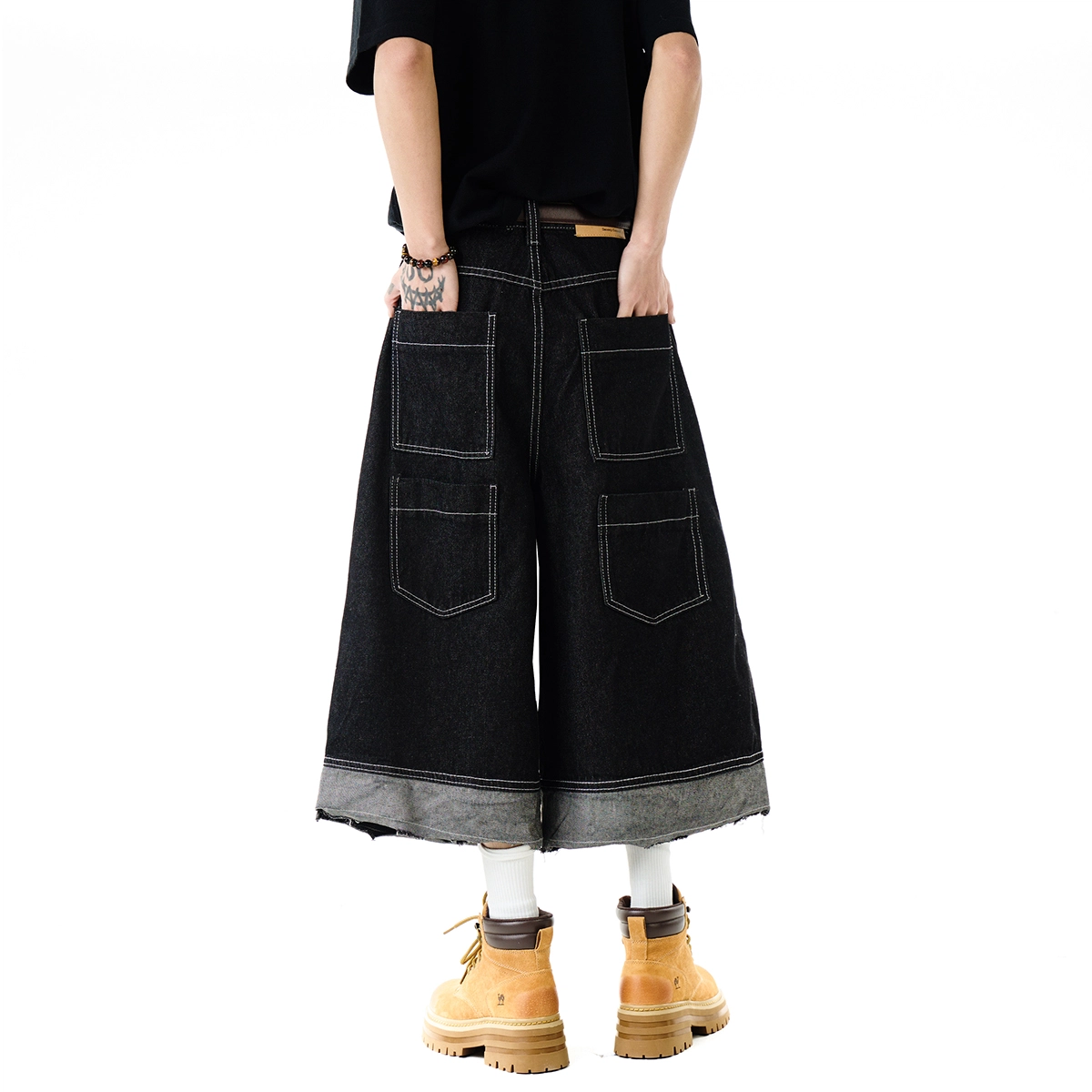 URBAN AUTHENTIC