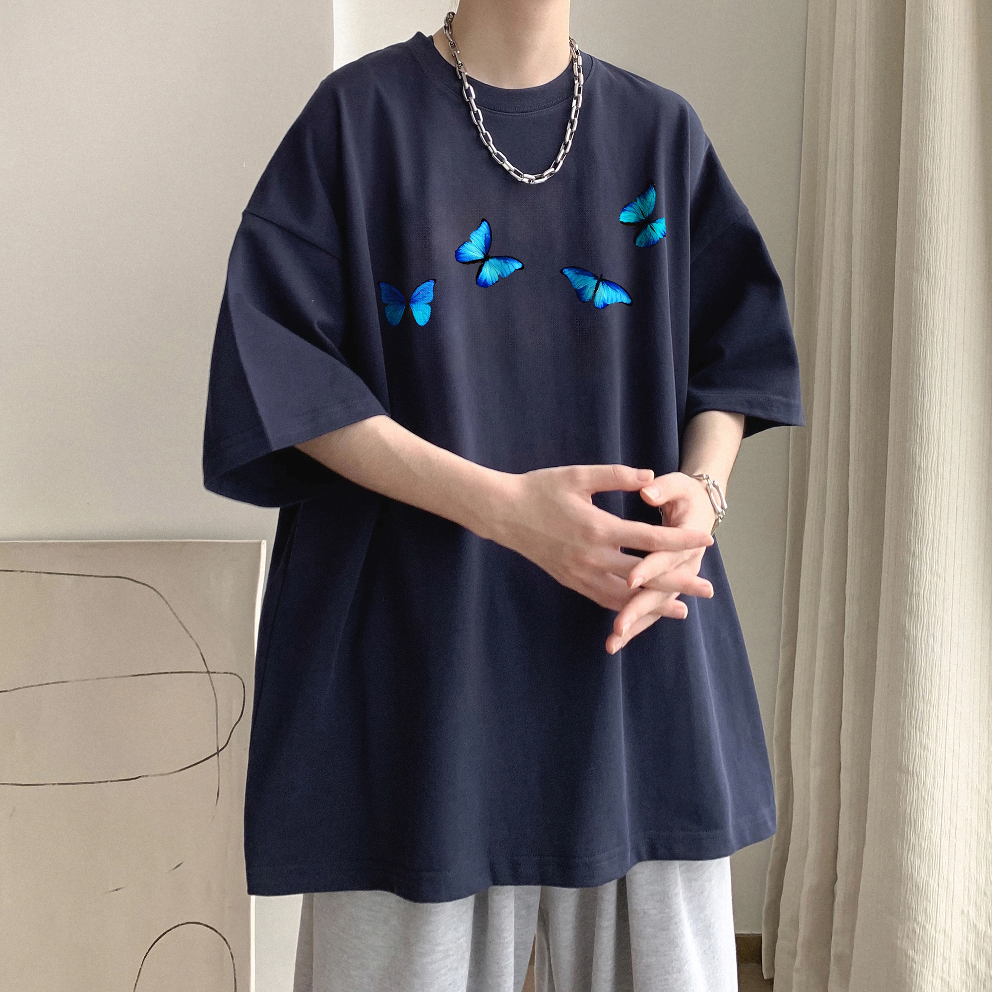 URBAN AUTHENTIC T