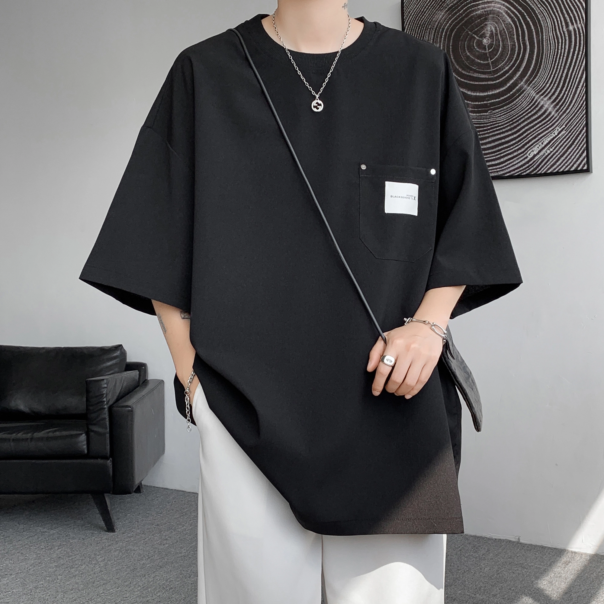 URBAN AUTHENTIC T