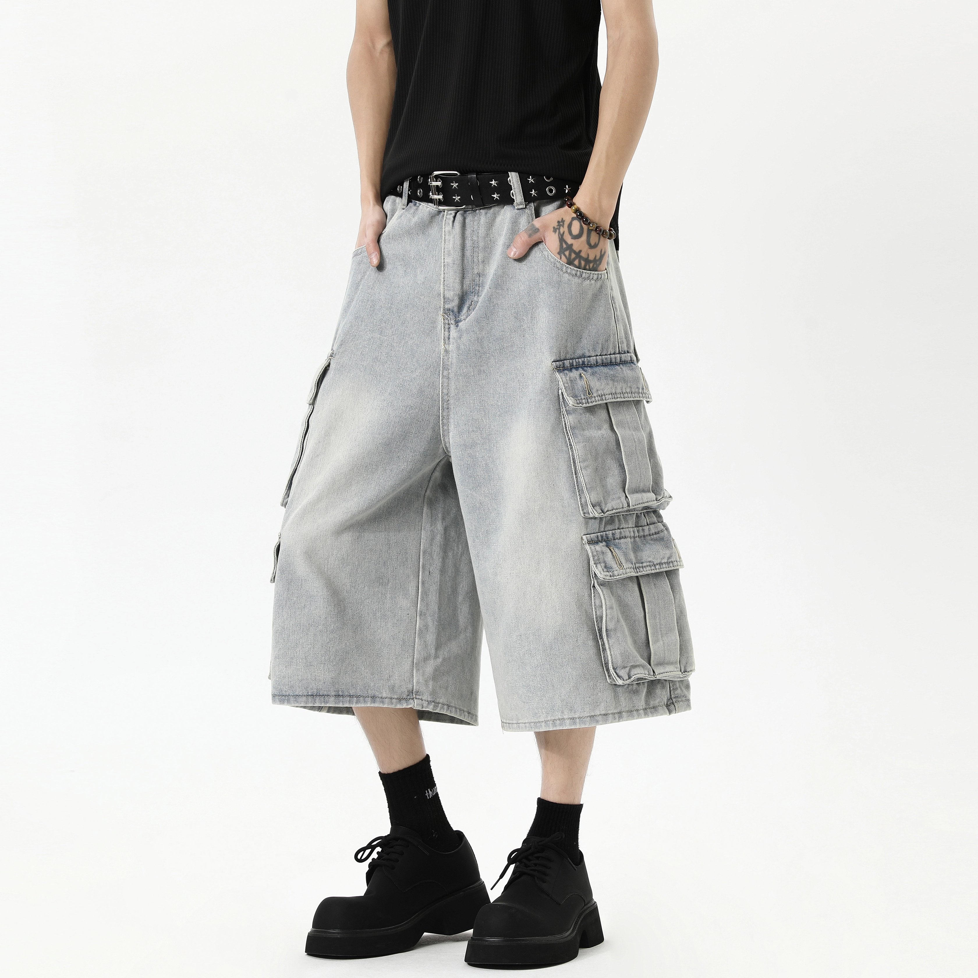 URBAN AUTHENTIC