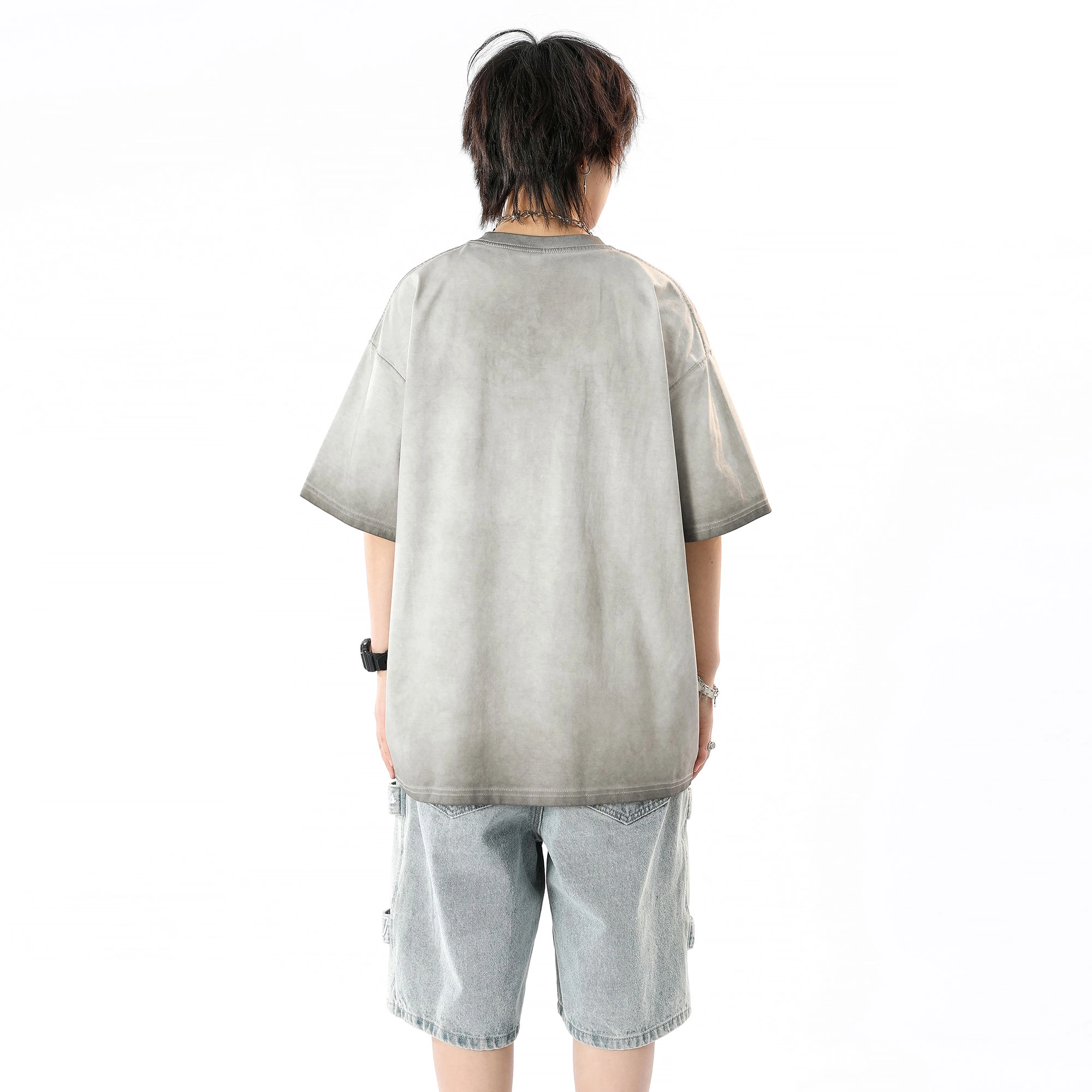 URBAN AUTHENTIC T