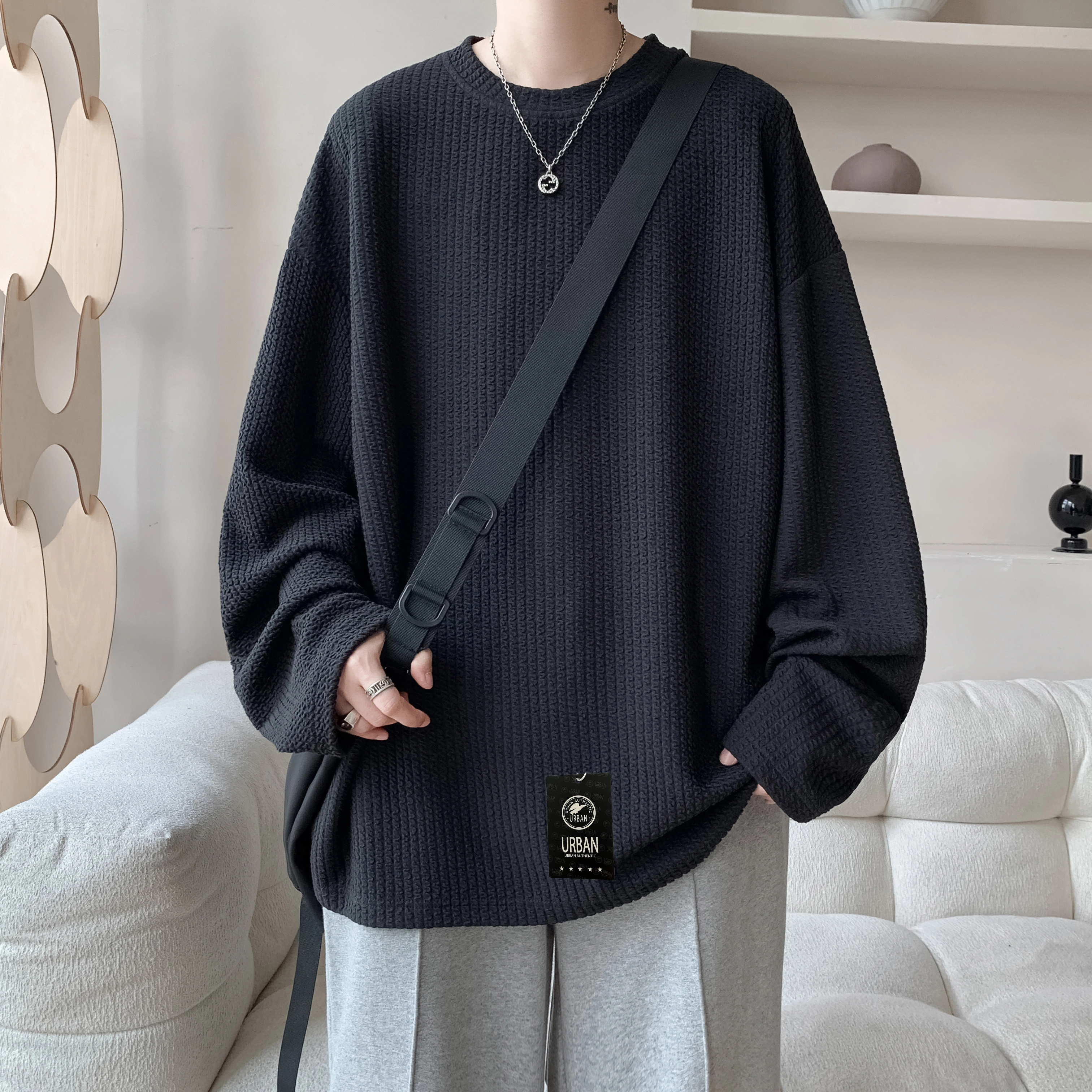 URBAN AUTHENTIC T