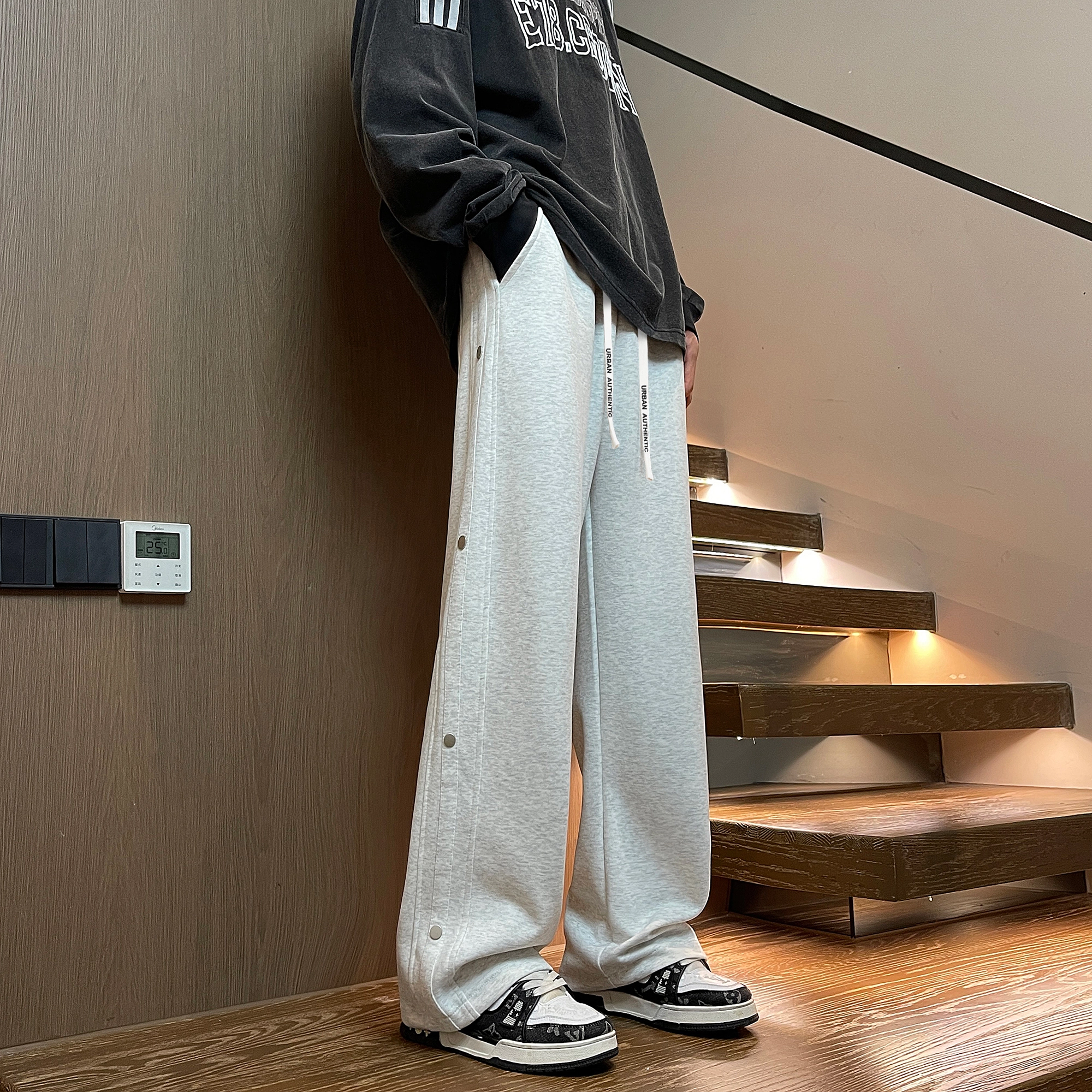 URBAN AUTHENTIC