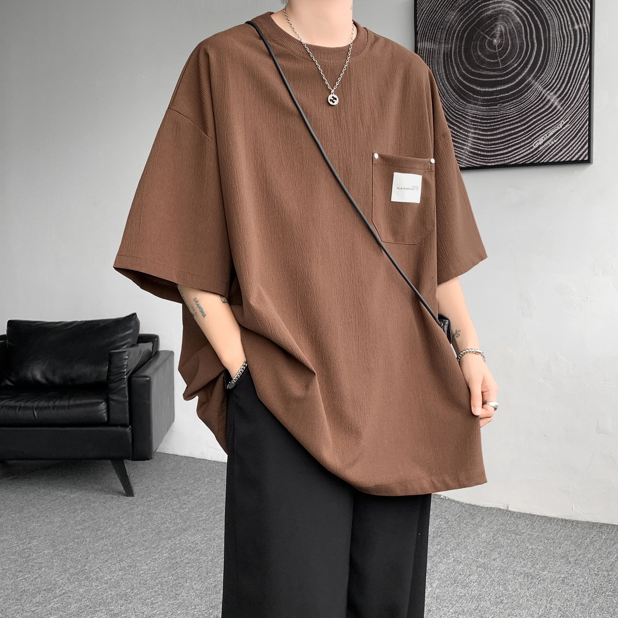 URBAN AUTHENTIC T