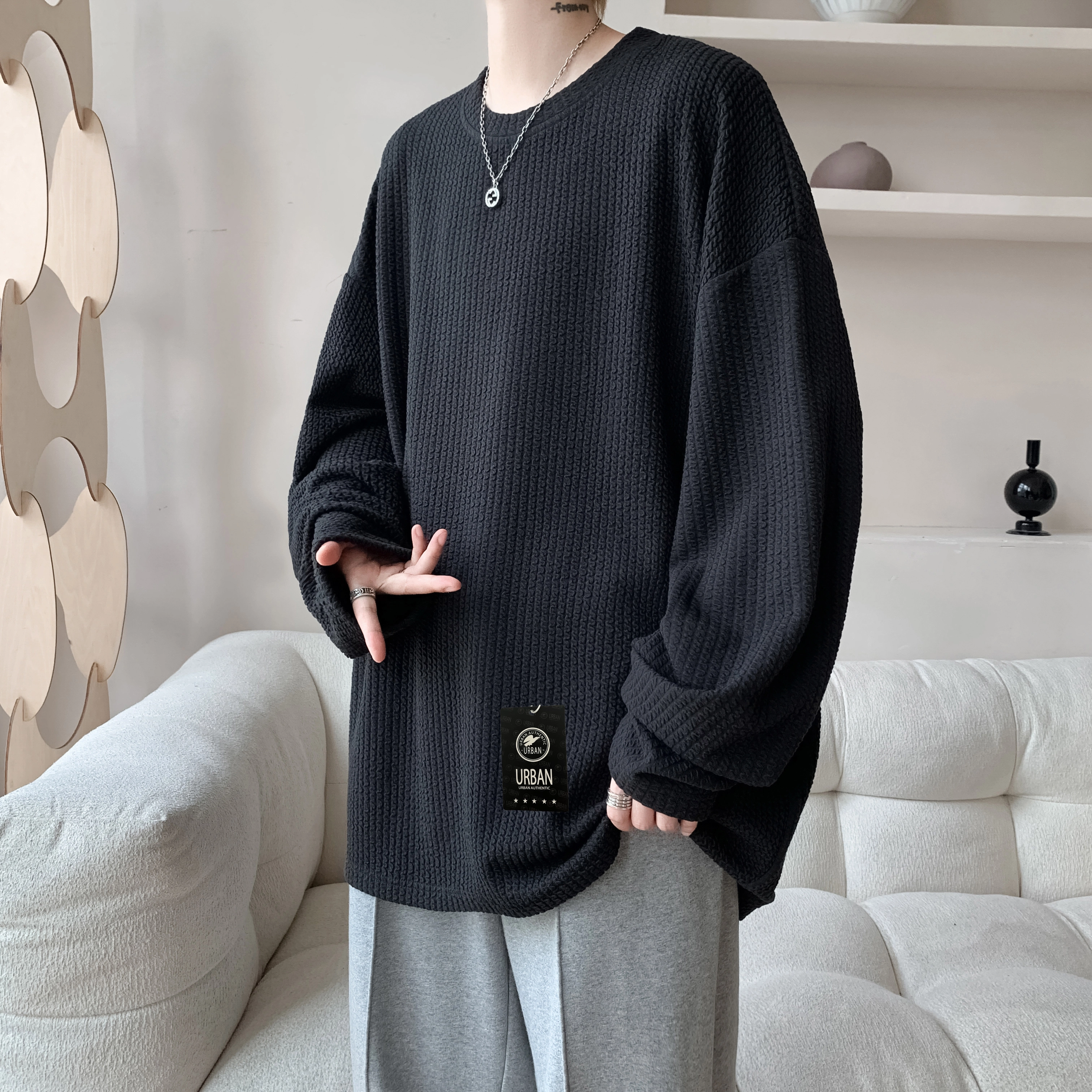 URBAN AUTHENTIC T